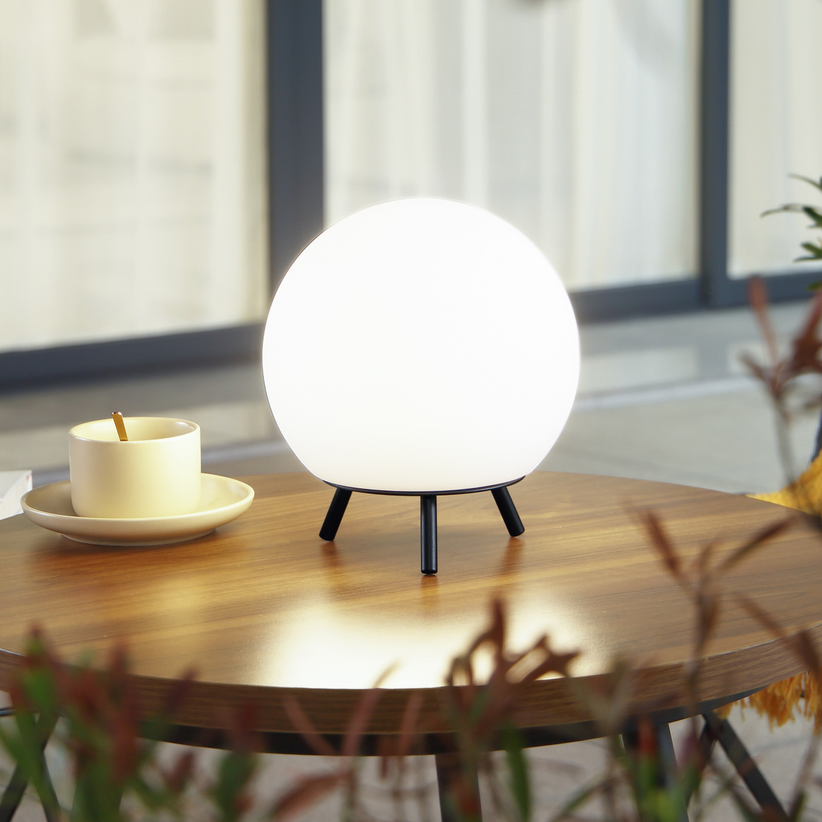Lindby LED oplaadbare tafellamp, wereldbol