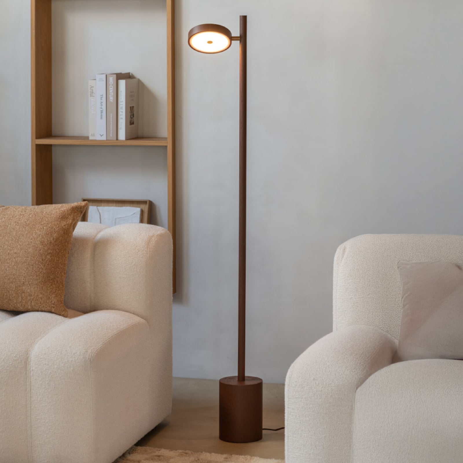 GOOD & MOJO LED-põrandalamp Okinawa, 1-flg. pruun, 146 cm, puit