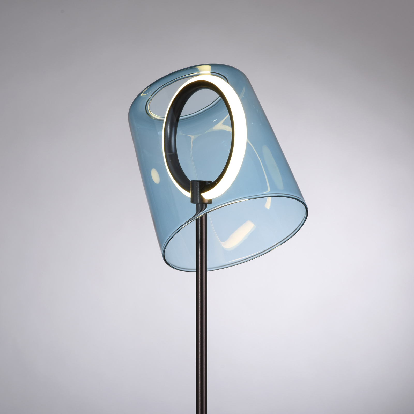 Paul Neuhaus LED-bordslampa Zula, blå, höjd 42 cm