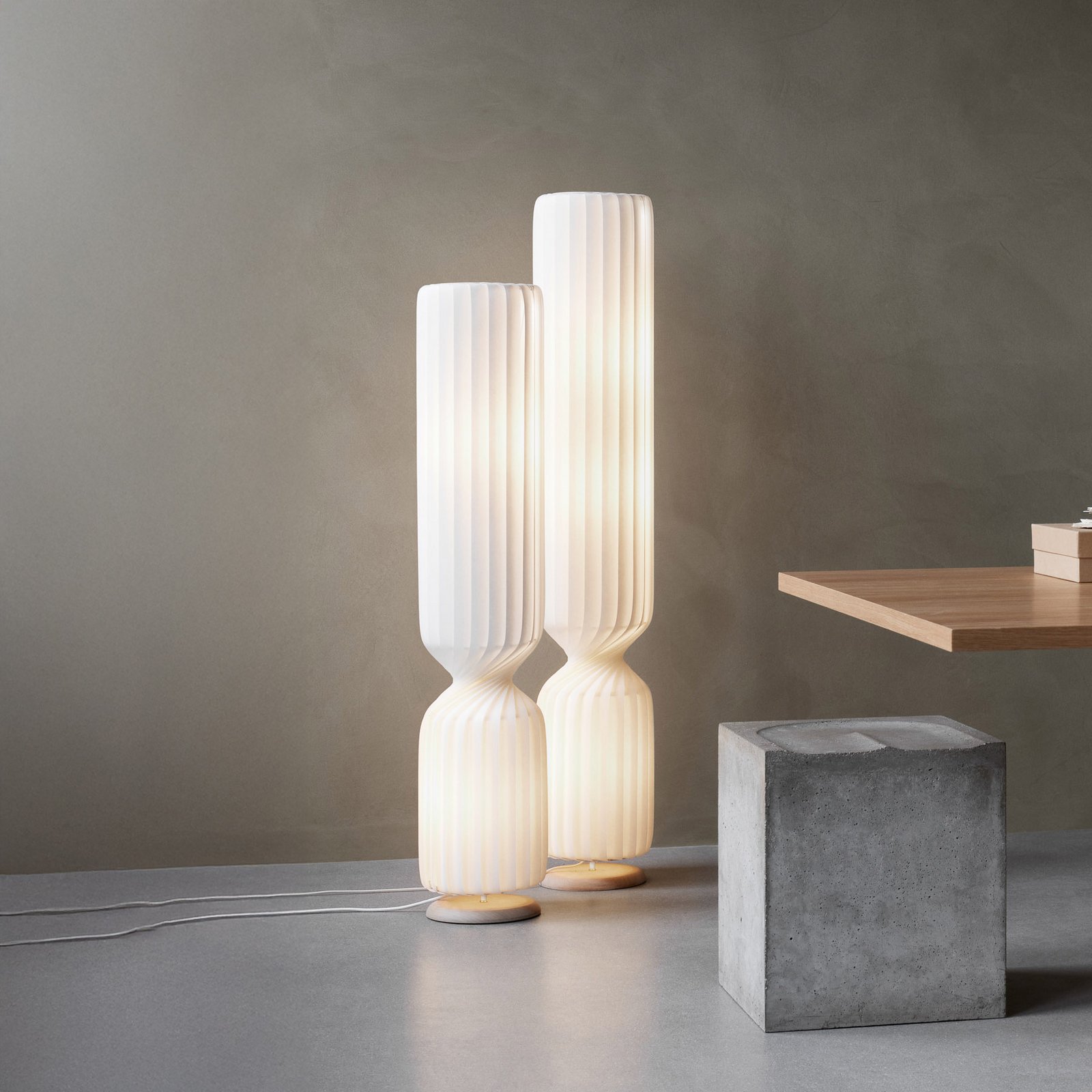 TR41 Gulvlampe 25x127 PC Nonwoven - Tom Rossau