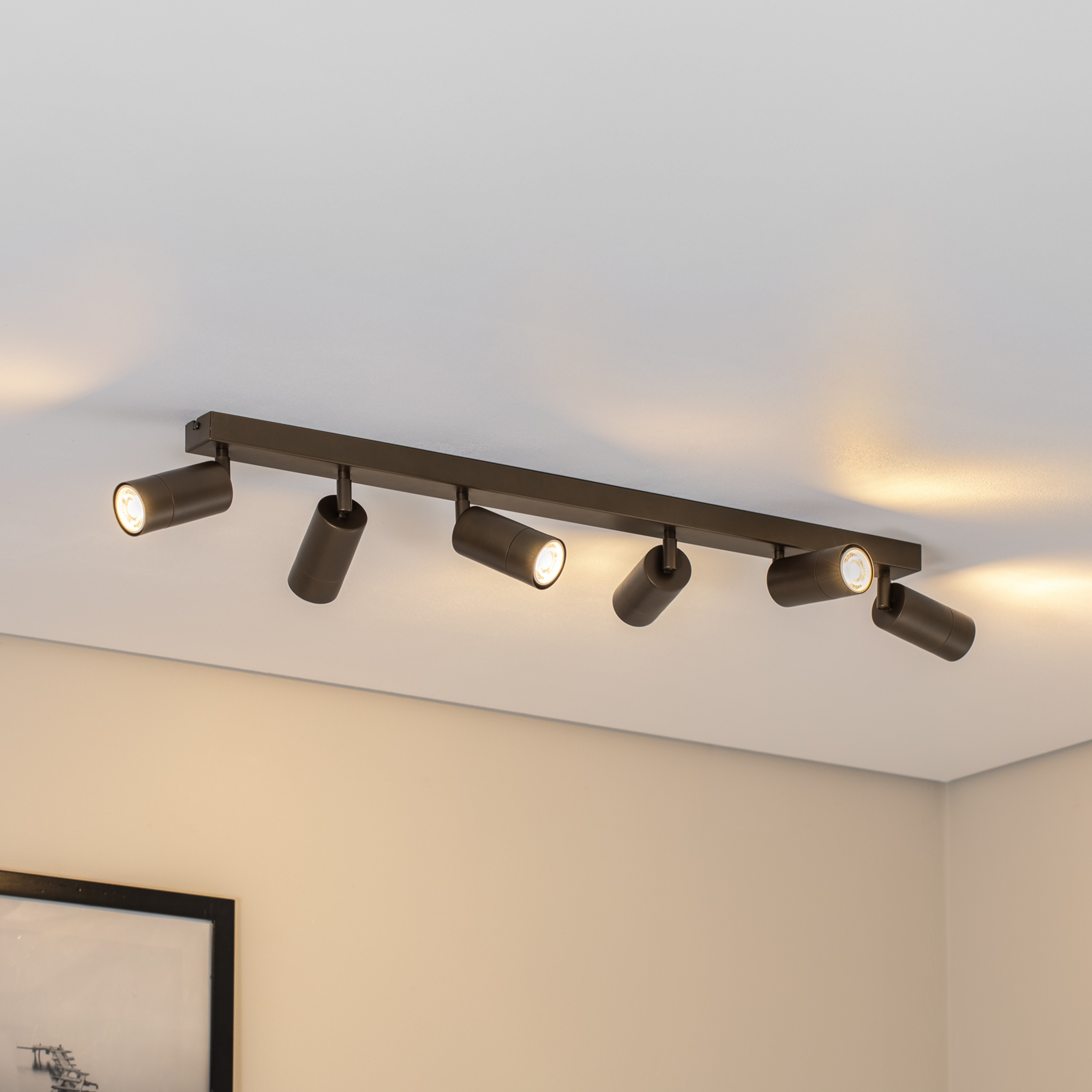 Downlight Link, titan-gullfarget, lengde 90 cm, 6 lyskilder, 120 W, 1200 lm,
