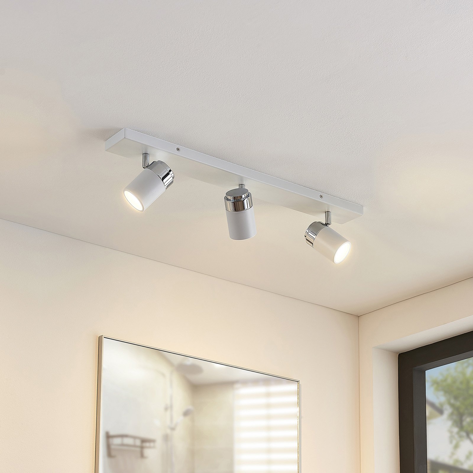 Kardo 3 Wall Lamp White/Chrome - Lindby