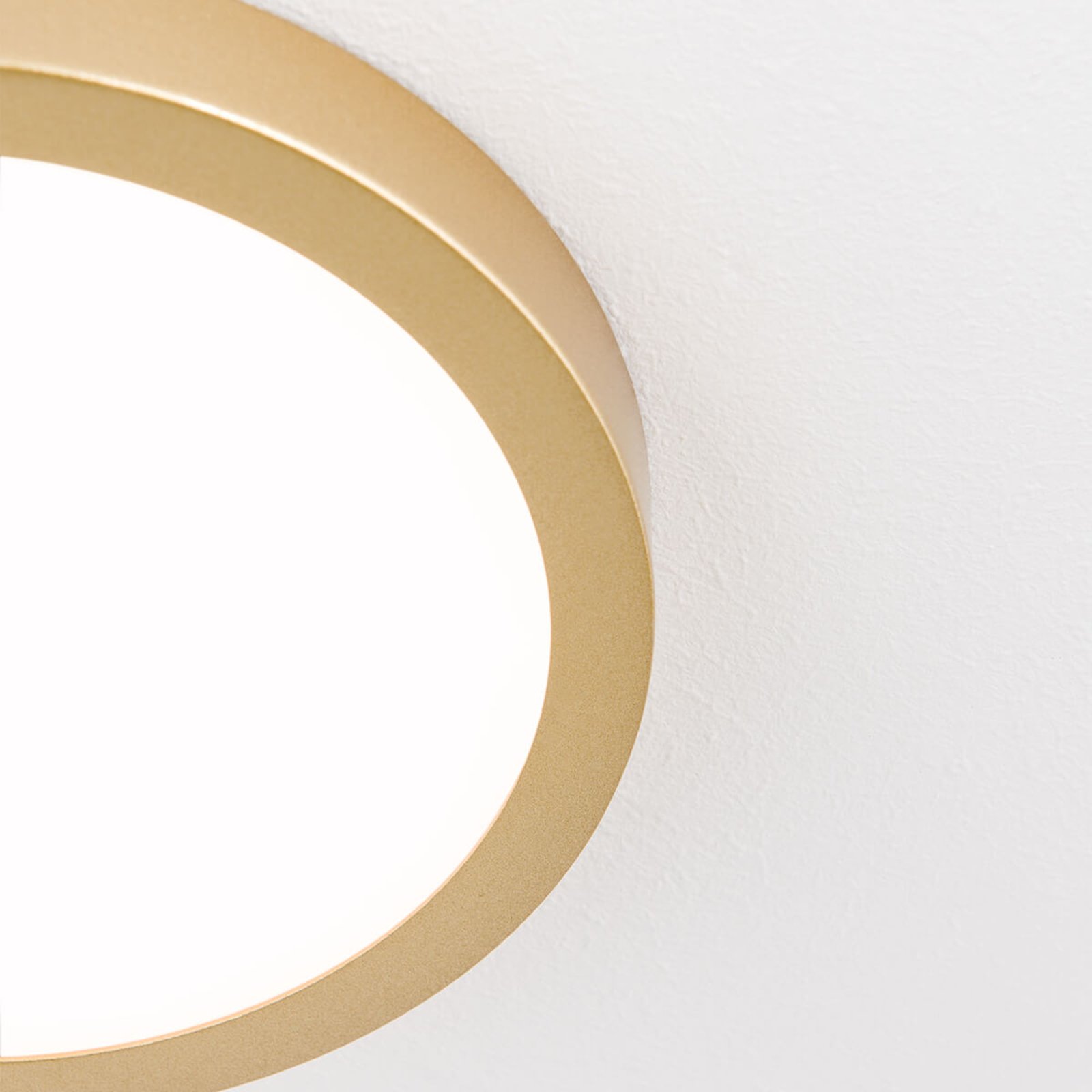 LED stropna svjetiljka Vika, okrugla, mat zlatna, Ø 18cm