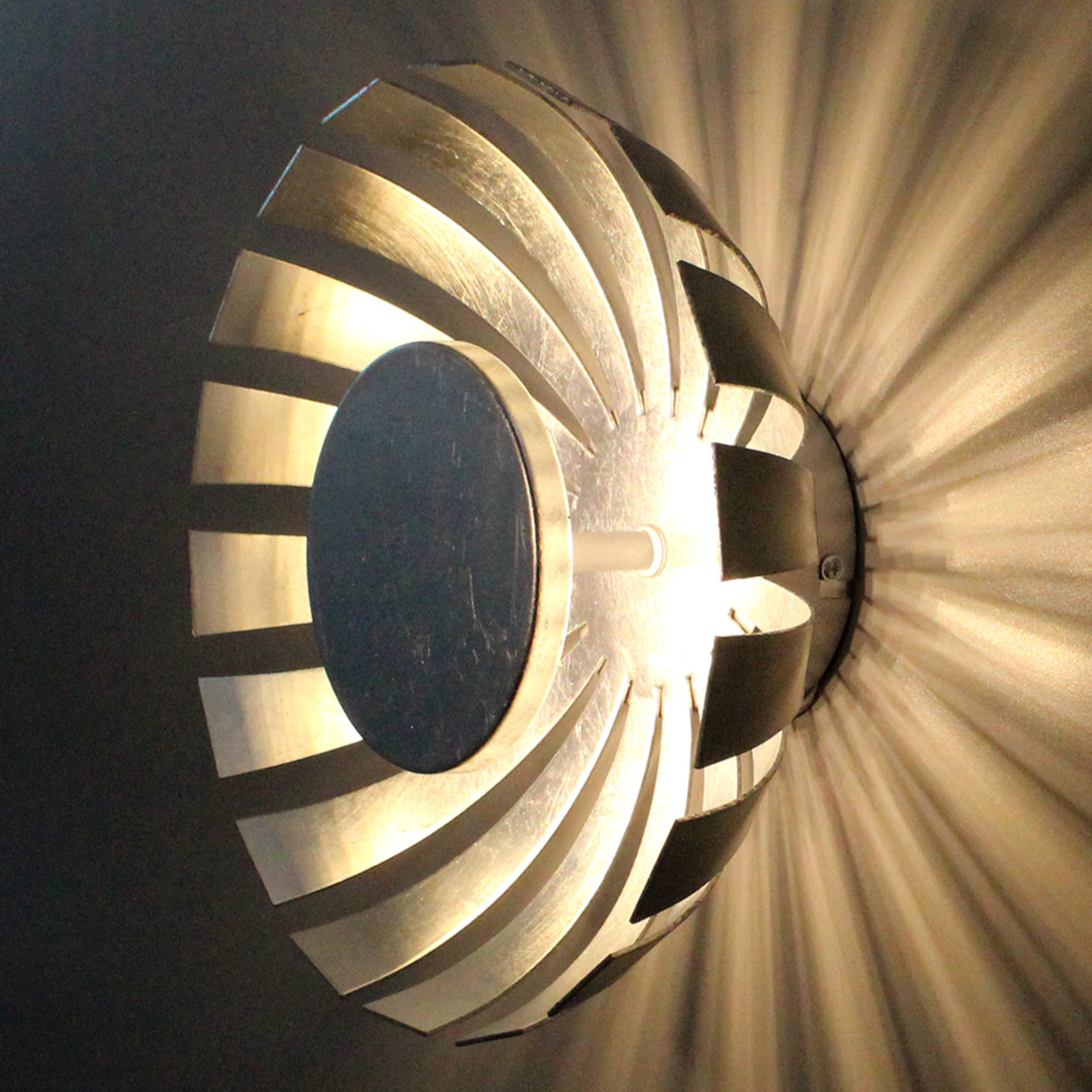 LED-Wandleuchte Flare gold