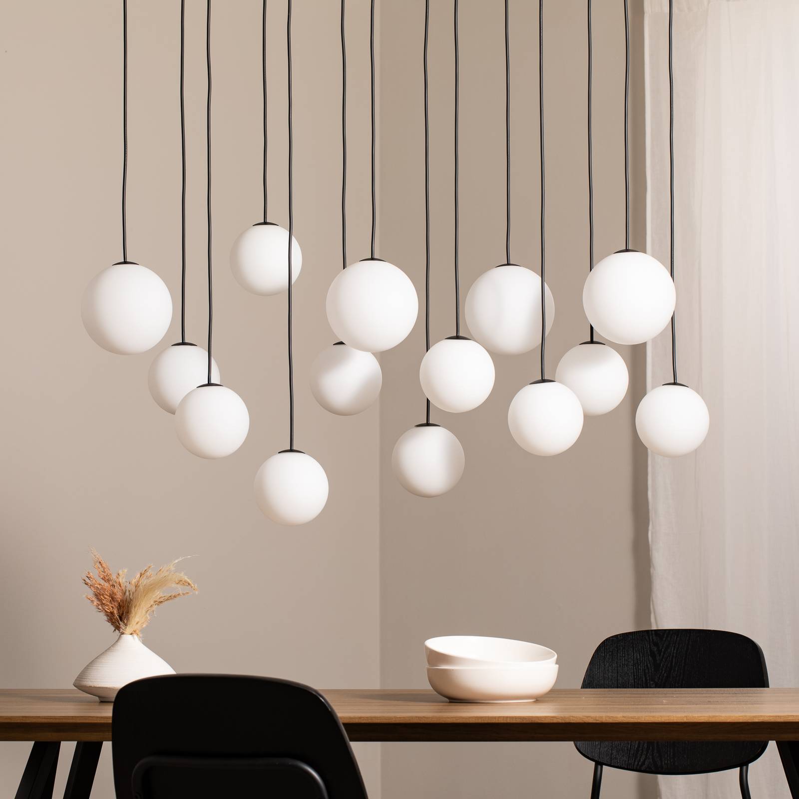 Hängelampe SNOWBALL, Opalglas/schwarz, 100 x 34 cm, 14 x G9 günstig online kaufen
