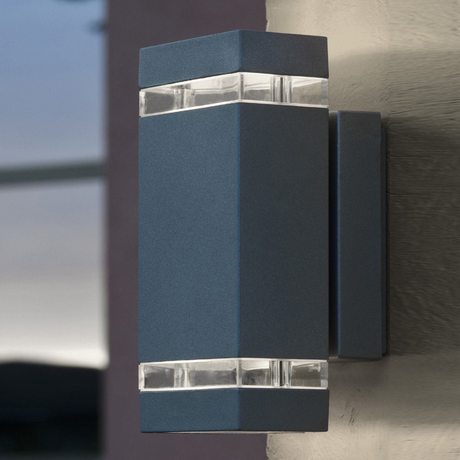 Rectangularshaped FOCUS LED exterior wall light Lights.co.uk