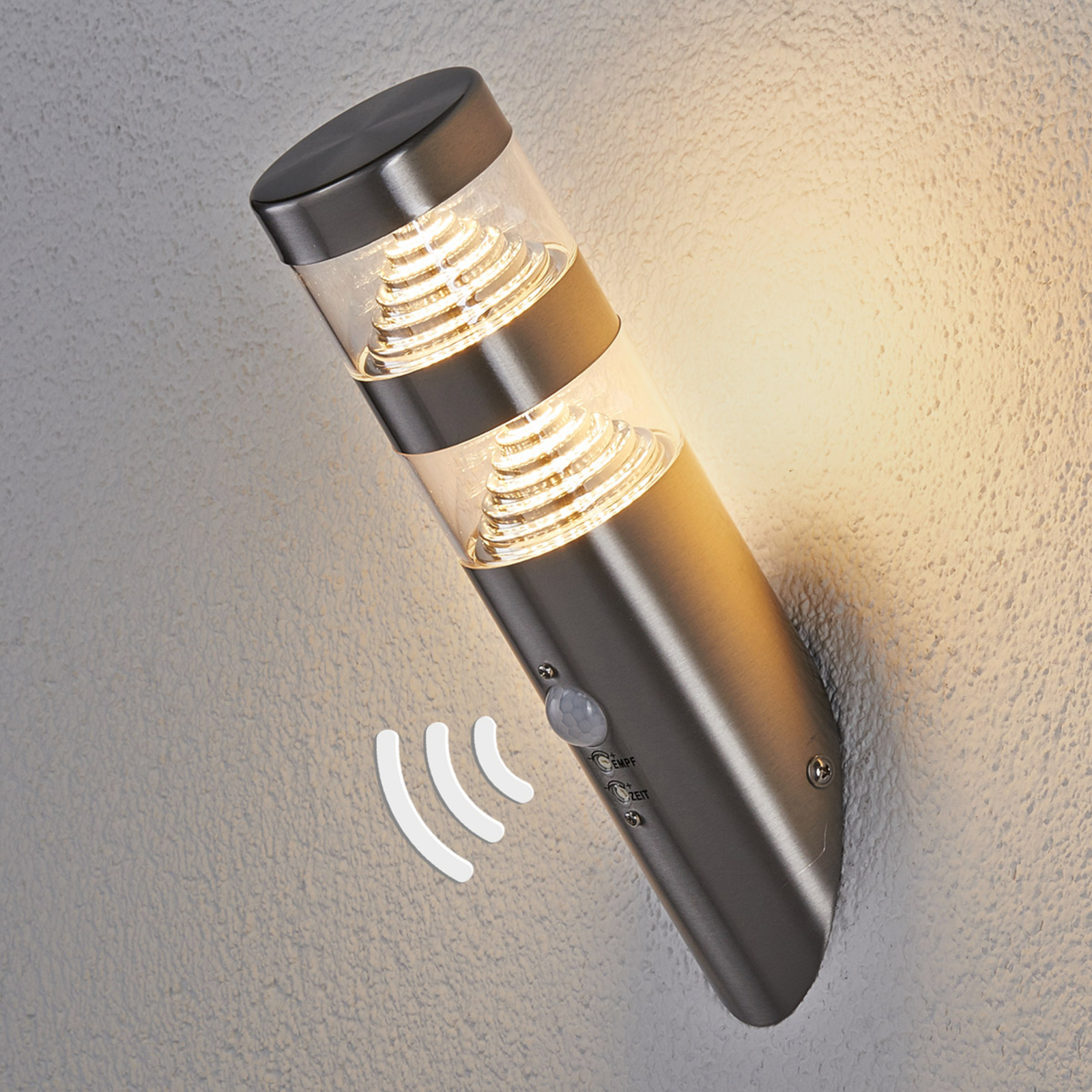 LED-Edelstahl-Außenwandleuchte Lanea schräg Sensor
