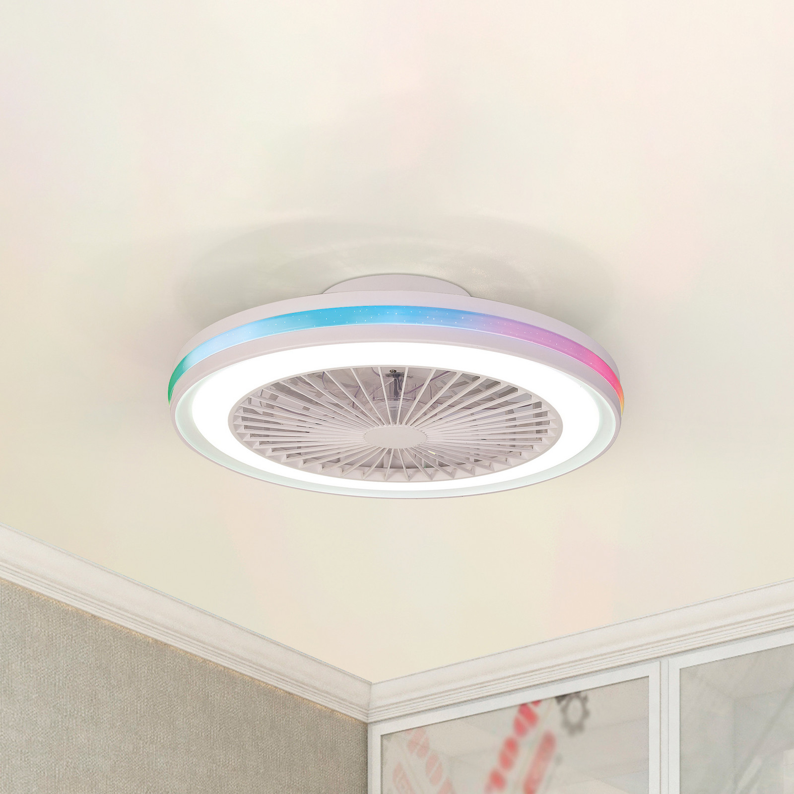 Mantra Iluminación LED stropni ventilator za gejmere, bijeli, DC, tih, Ø 47 cm, CCT RGB - Dnevni boravak/blagovaonica - Moderan - Plastika