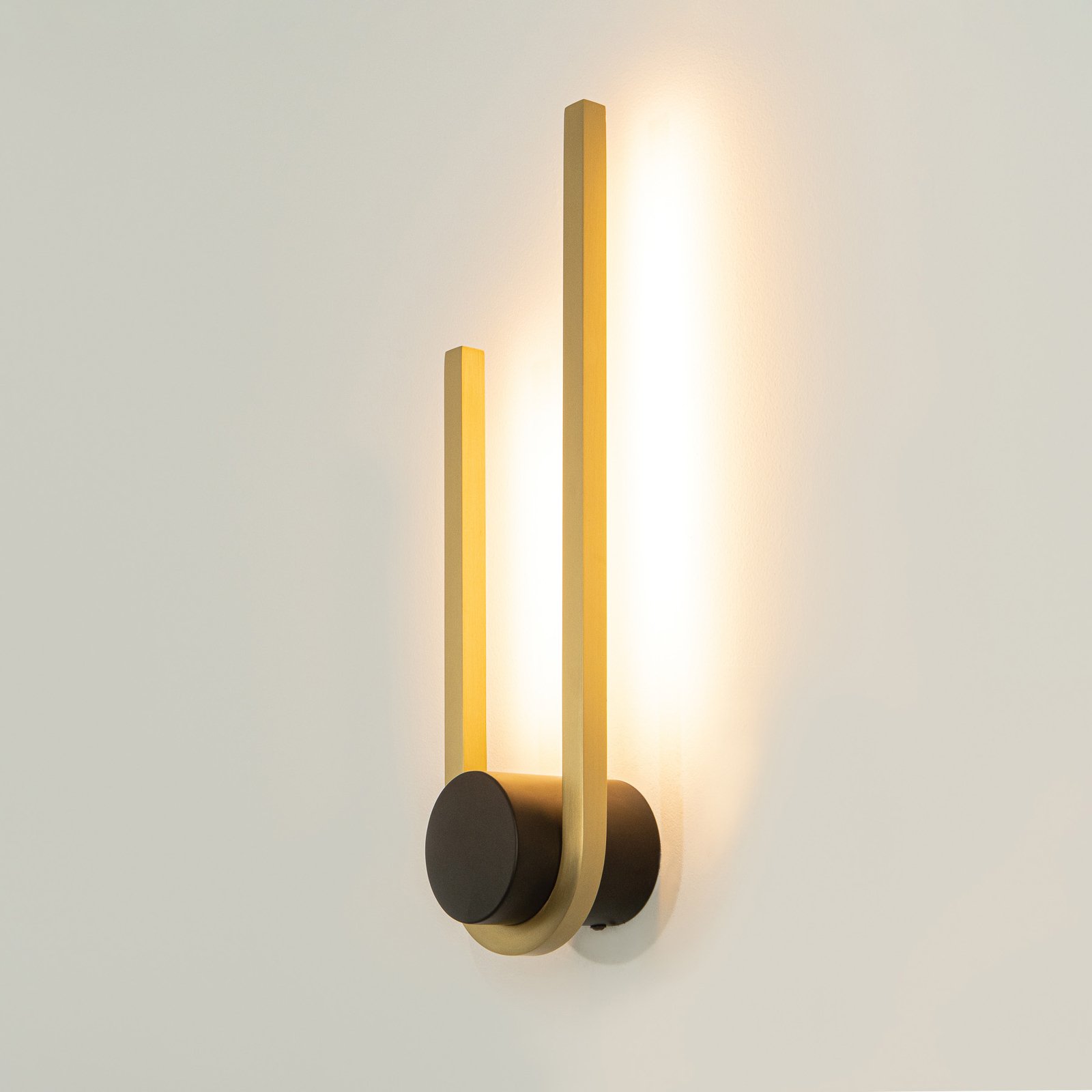 LED wall light 23106, height 40 cm, black/gold-coloured