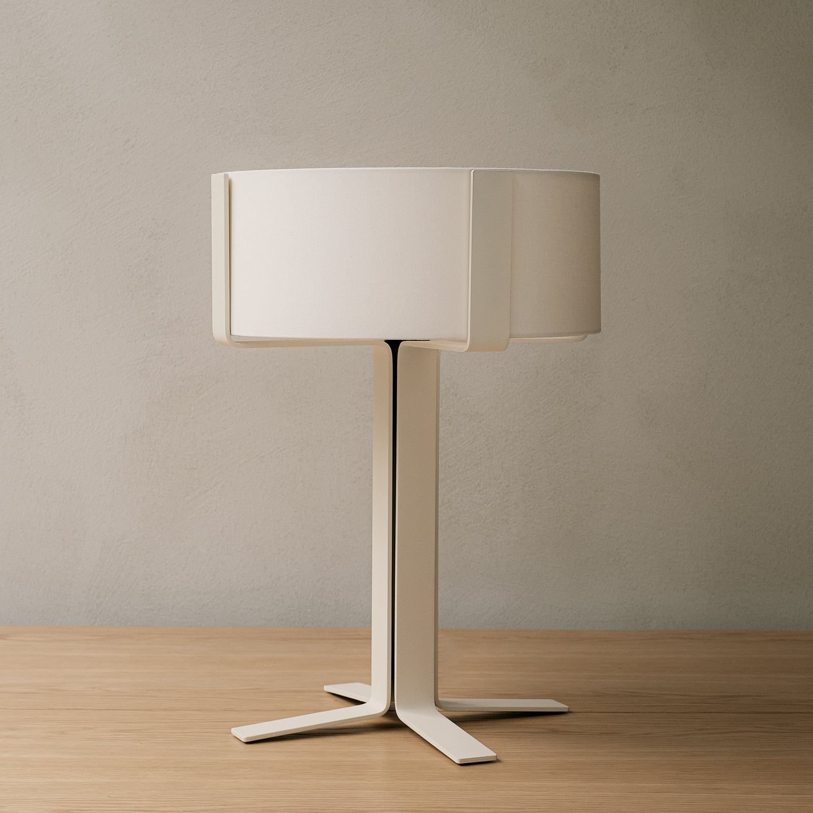 OKOLO asztali lámpa, fehér, 50 cm, fém/textil, E27-LED – GRUPA OKOLO asztali lámpa, fehér, 50 cm, fém/textil, E27-LED – GRUPA