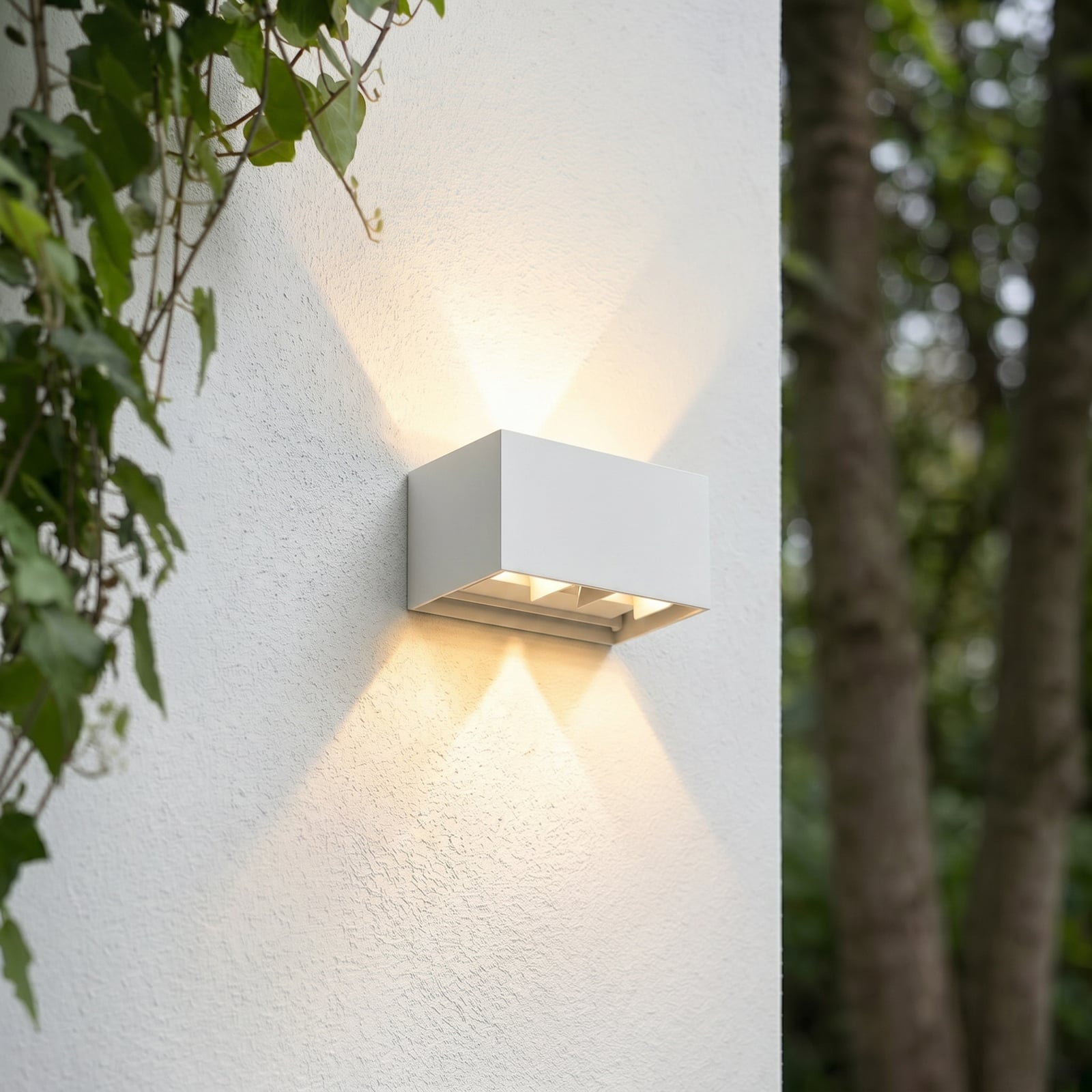 Applique da esterno LED Lindby Nivar, angolare, bianca, 20 cm, IP54