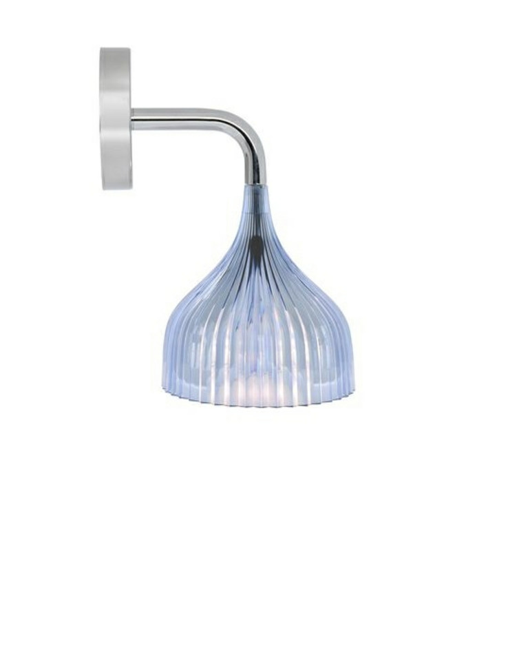 Kartell E' Vägglampa Ljusblå, blå från Kartell
