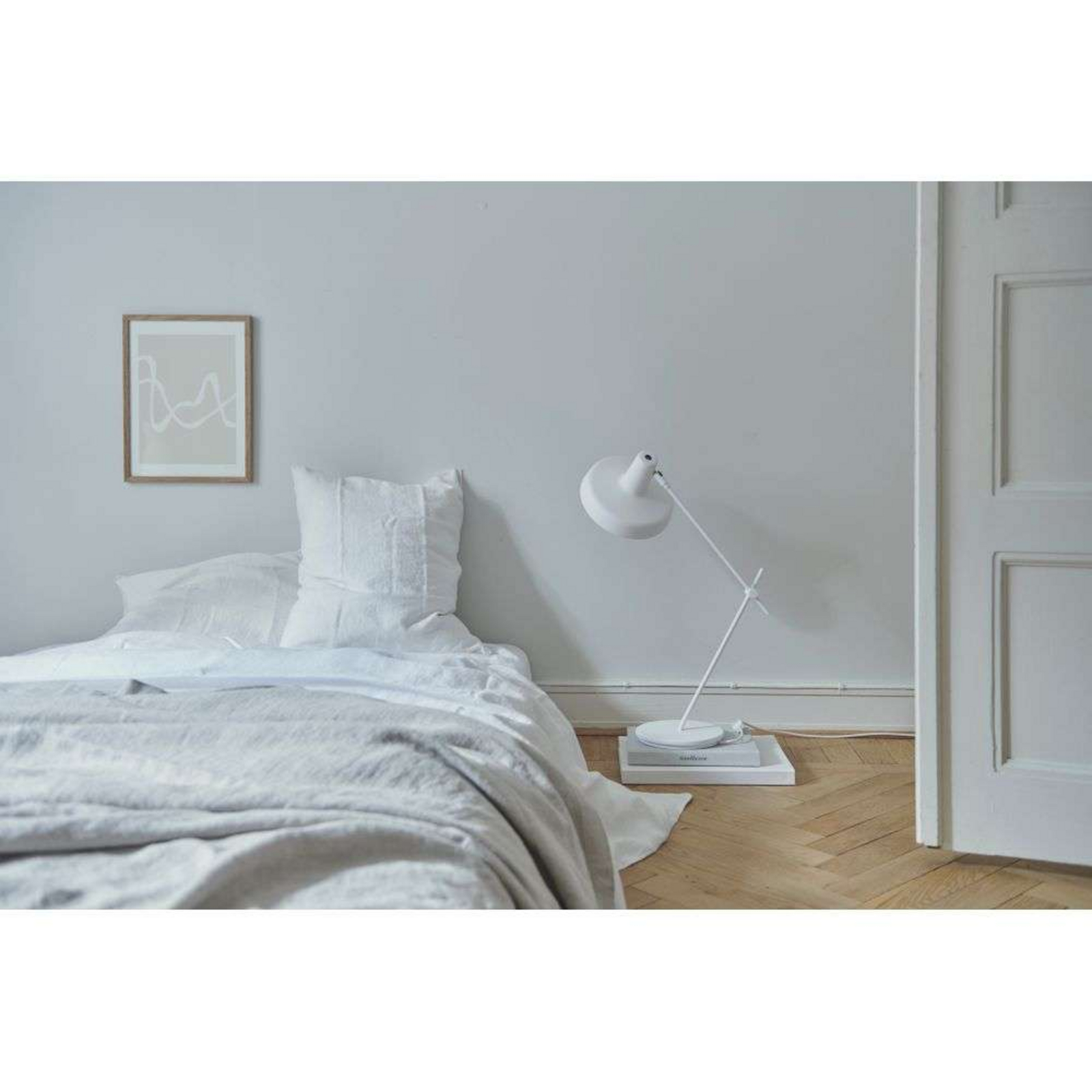 Arigato Table Lamp Small White - Grupa