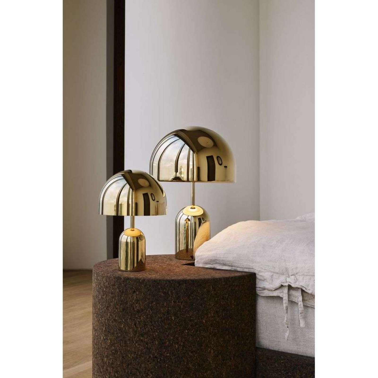 Bell Stolna lampa H42,5 Zlato - Tom Dixon