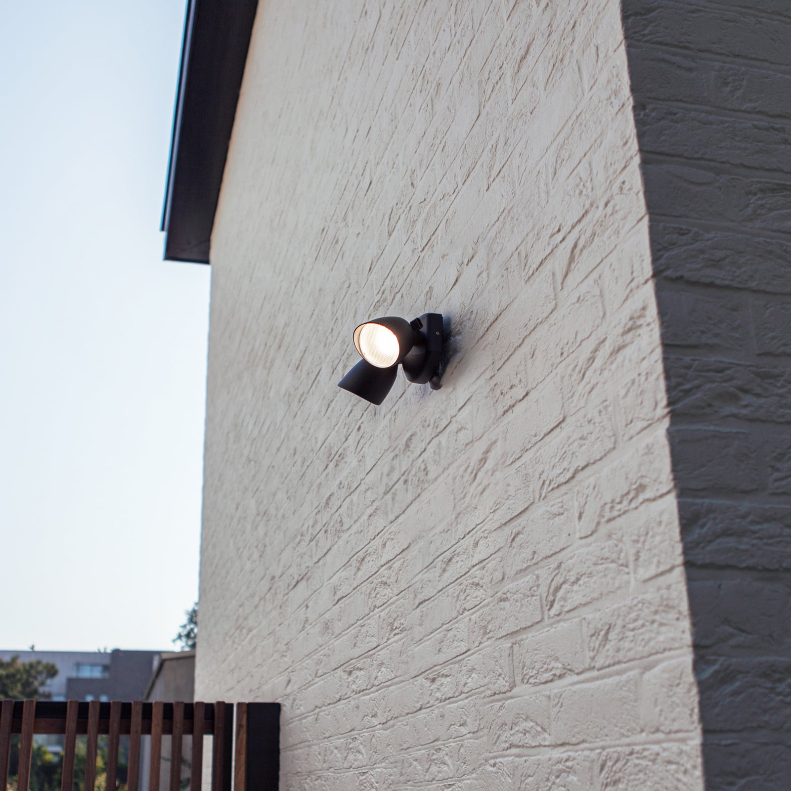 SHRIMP LED outdoor wall spotlight, black, 20 W, 2-bulb, IP54
