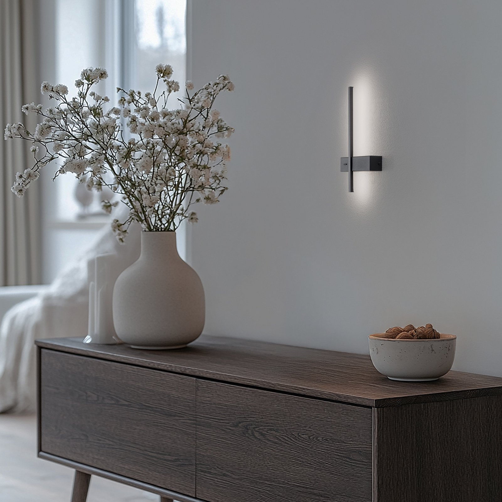 Applique murale LED Vision, hauteur 30 cm, métal, noir, 3 000 K Applique murale LED Vision, hauteur 30 cm, métal, noir, 3 000 K