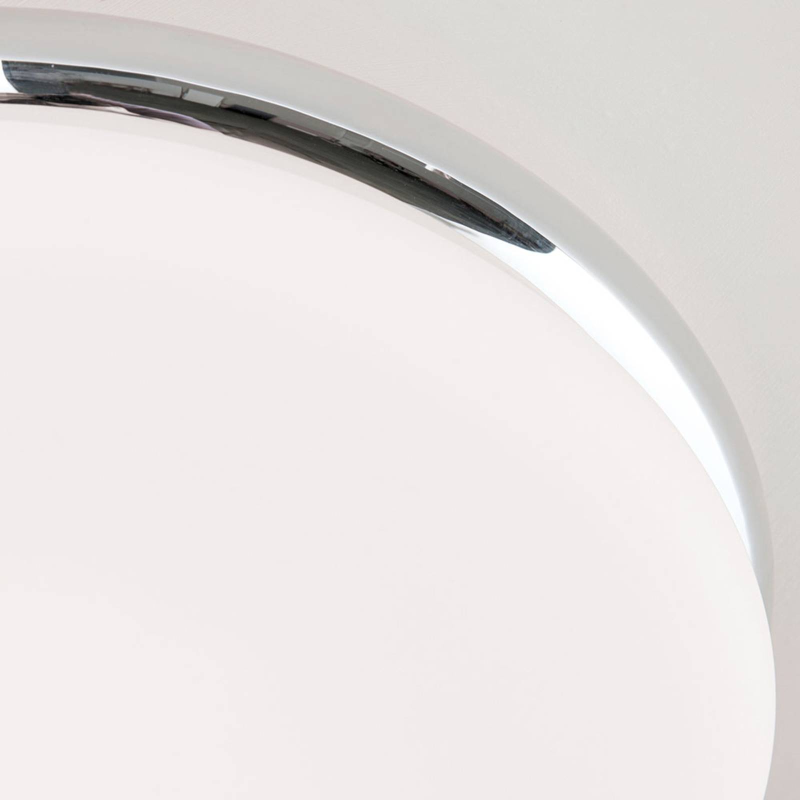 Lampa sufitowa LED James z metalową obudową, chrom