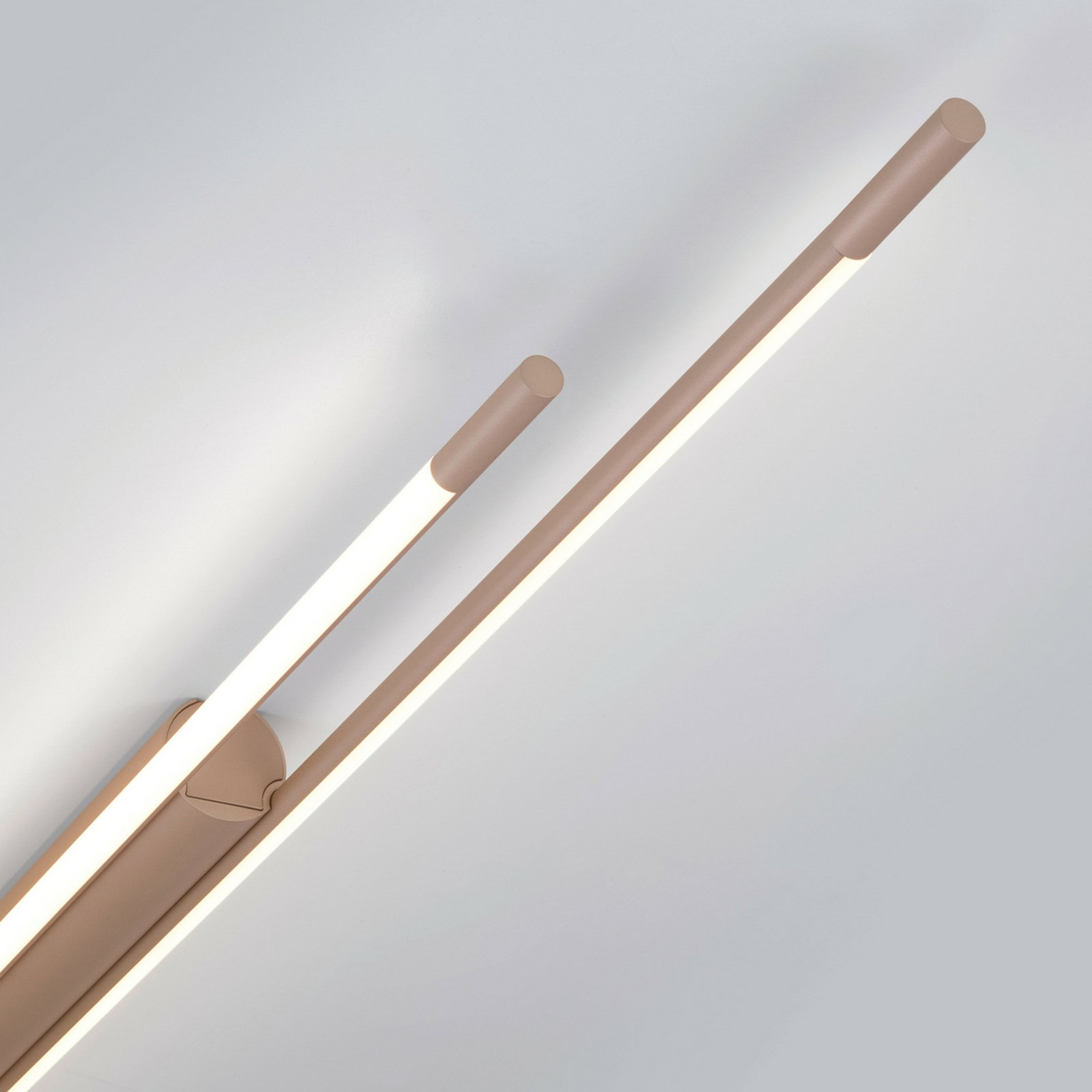 Helestra LED-Deckenlampe LEDA, braun, Länge 150 cm, dimmbar