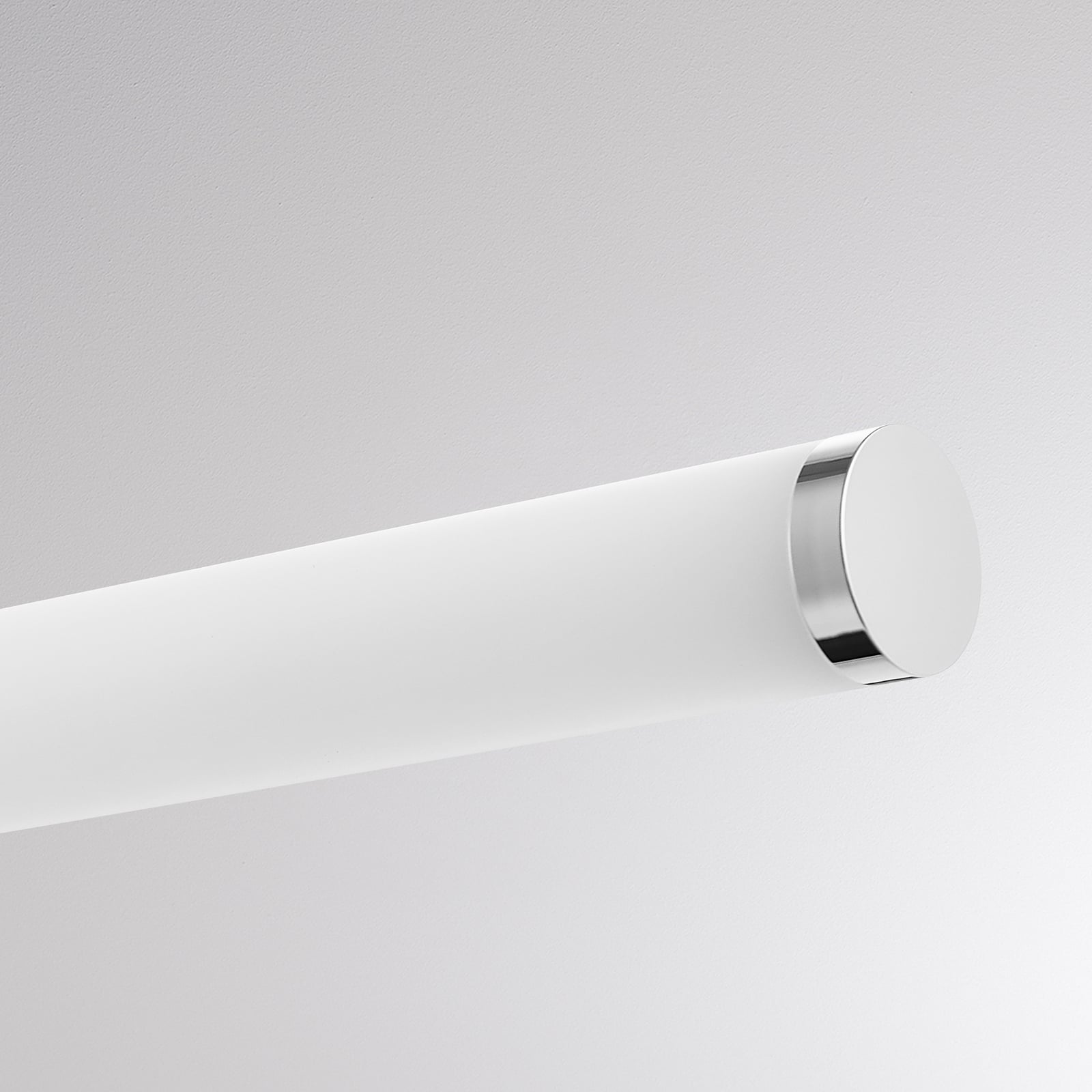 Kinkiet LED VINA M, kolor chrom, szerokość 60 cm, IP44, CCT Kinkiet LED VINA M, kolor chrom, szerokość 60 cm, IP44, CCT