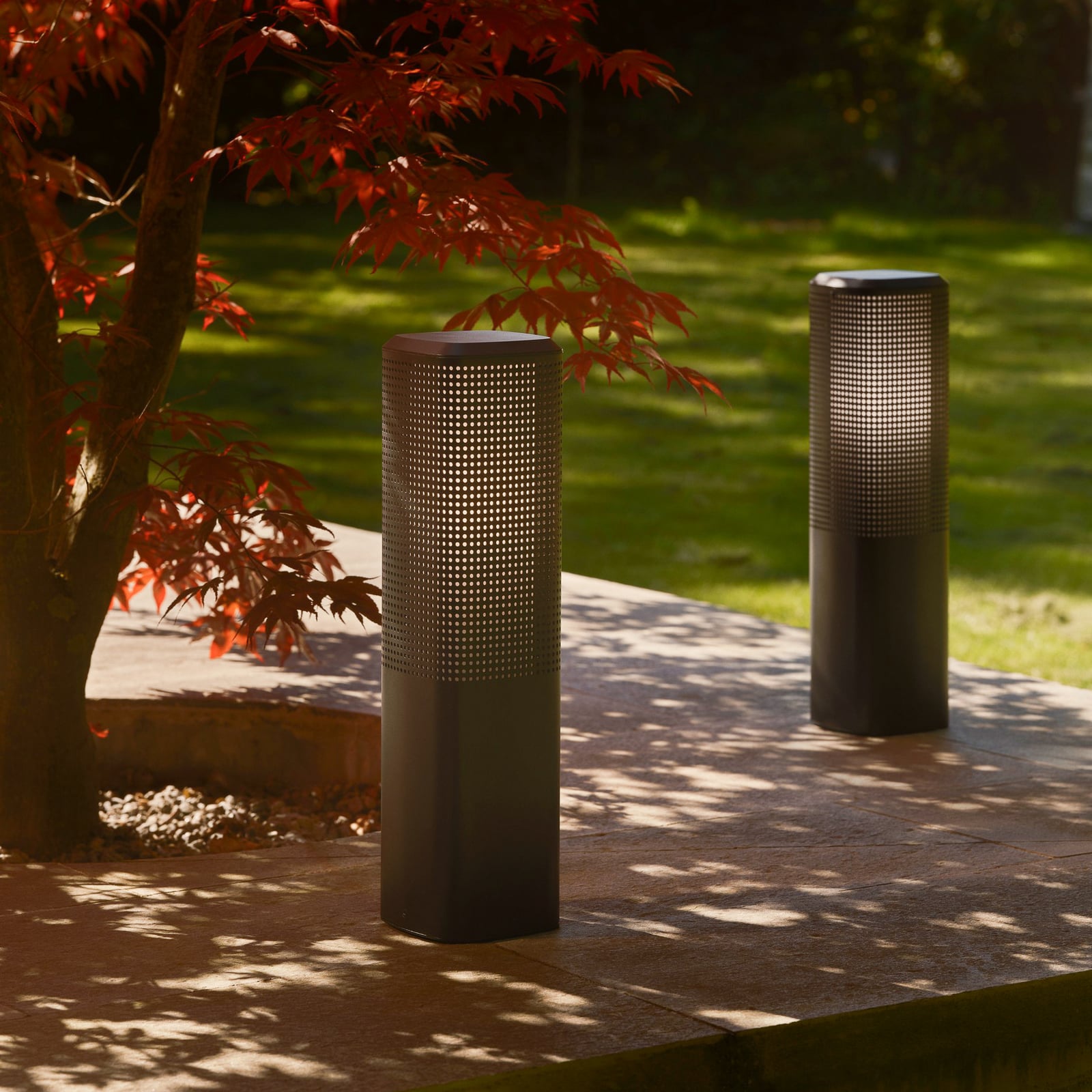 Sidara Seaside pillar light, black, IP54, E27 - Nordlux