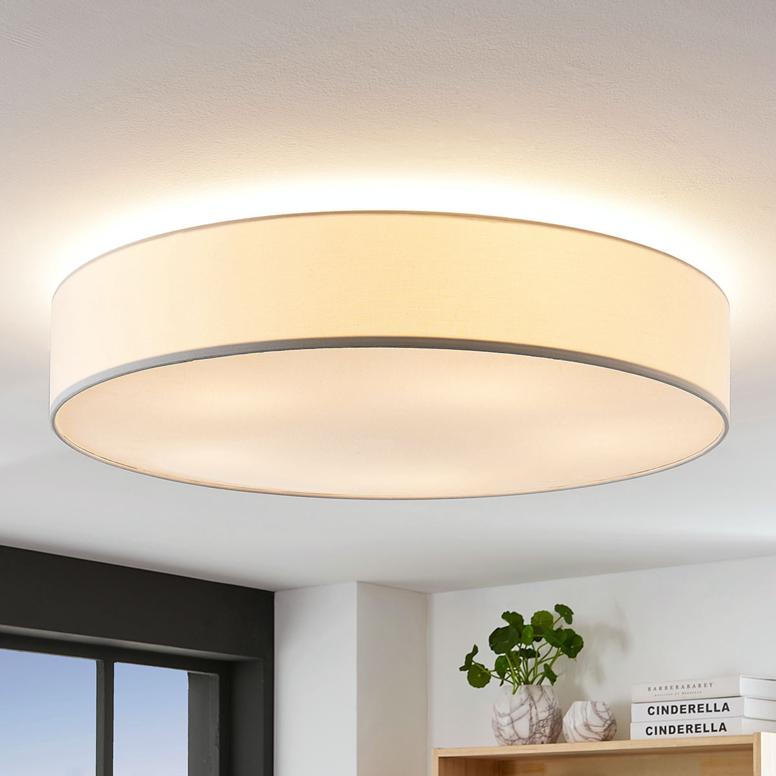 Stoff-Deckenlampe Gordana in Weiß, 76 cm