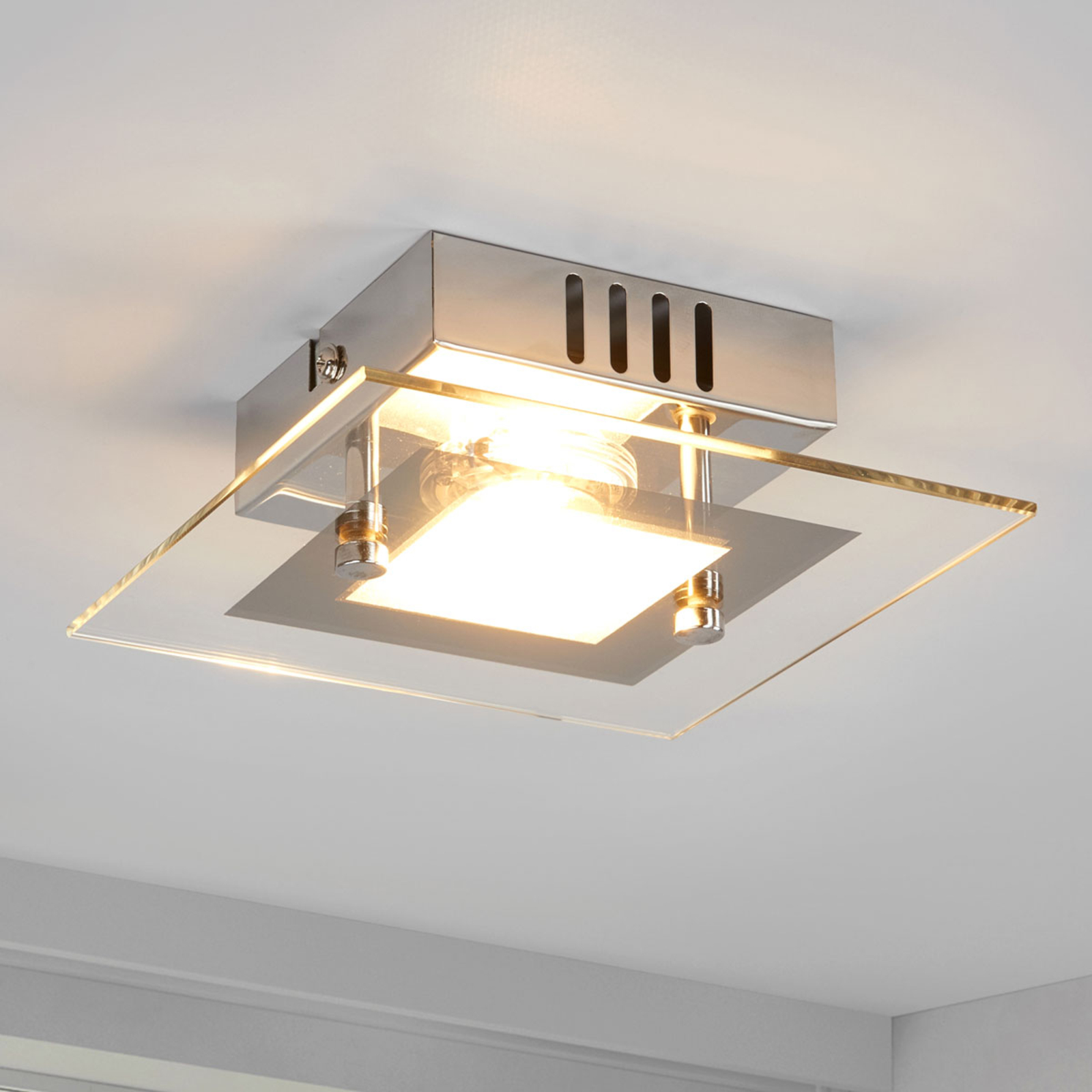 Liten LED taklampe Manja | Lampegiganten.no Liten LED taklampe Manja | Lampegiganten.no