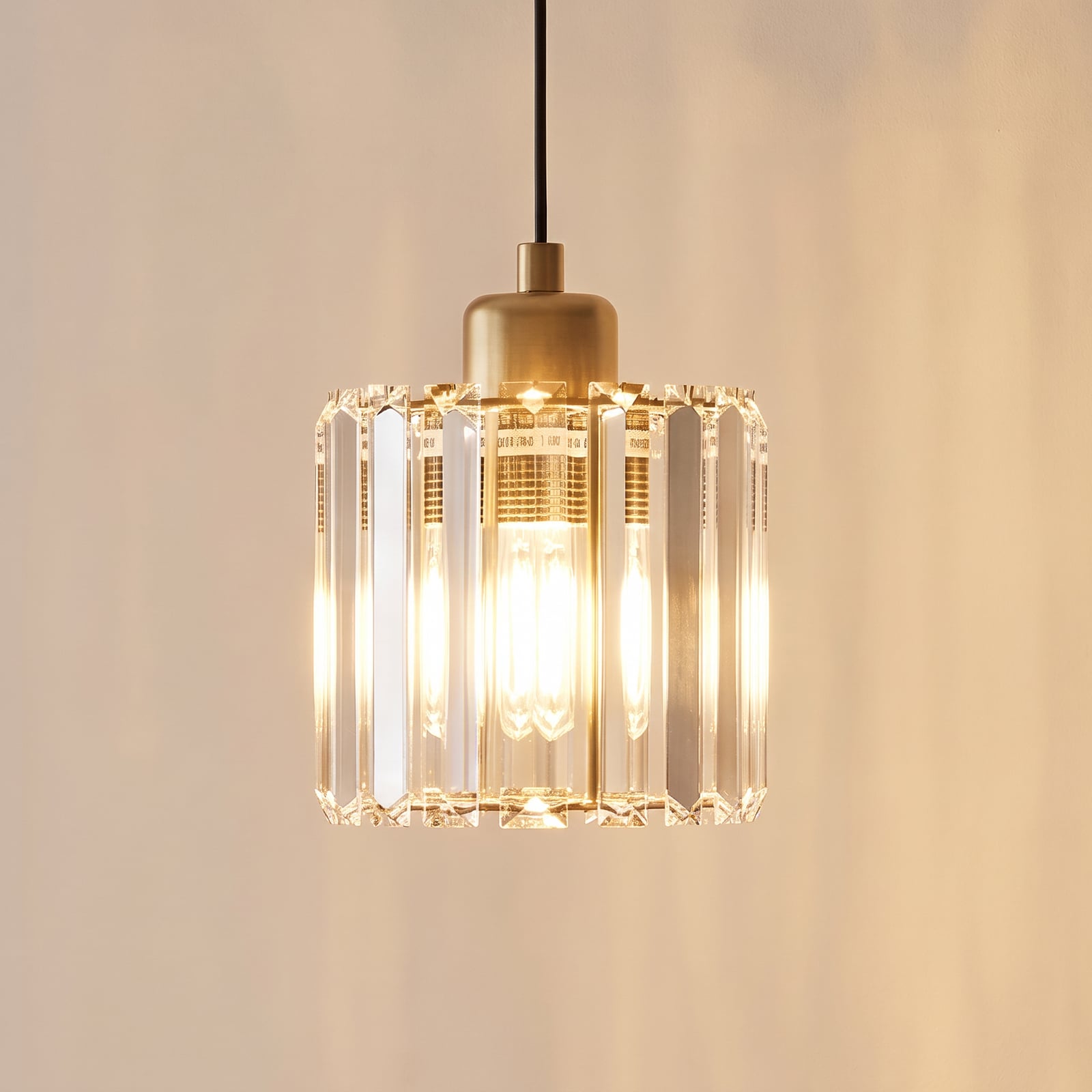 Yakops pendant light, gold-coloured, Ø 13 cm, glass/metal, E27 Yakops pendant light, gold-coloured, Ø 13 cm, glass/metal, E27