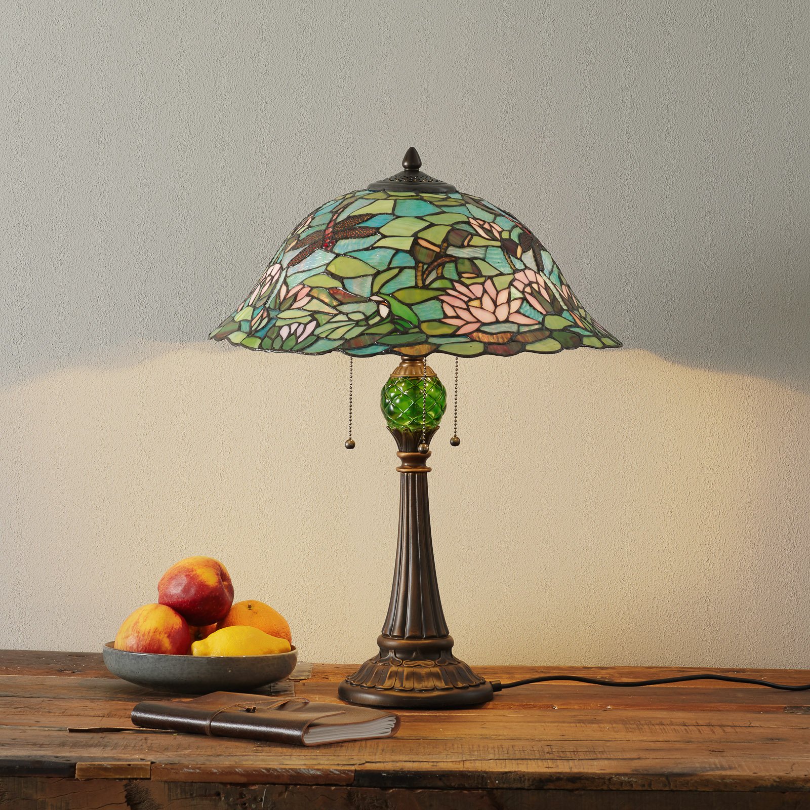 Fortryllende bordlampe Waterlily i Tiffany-stil
