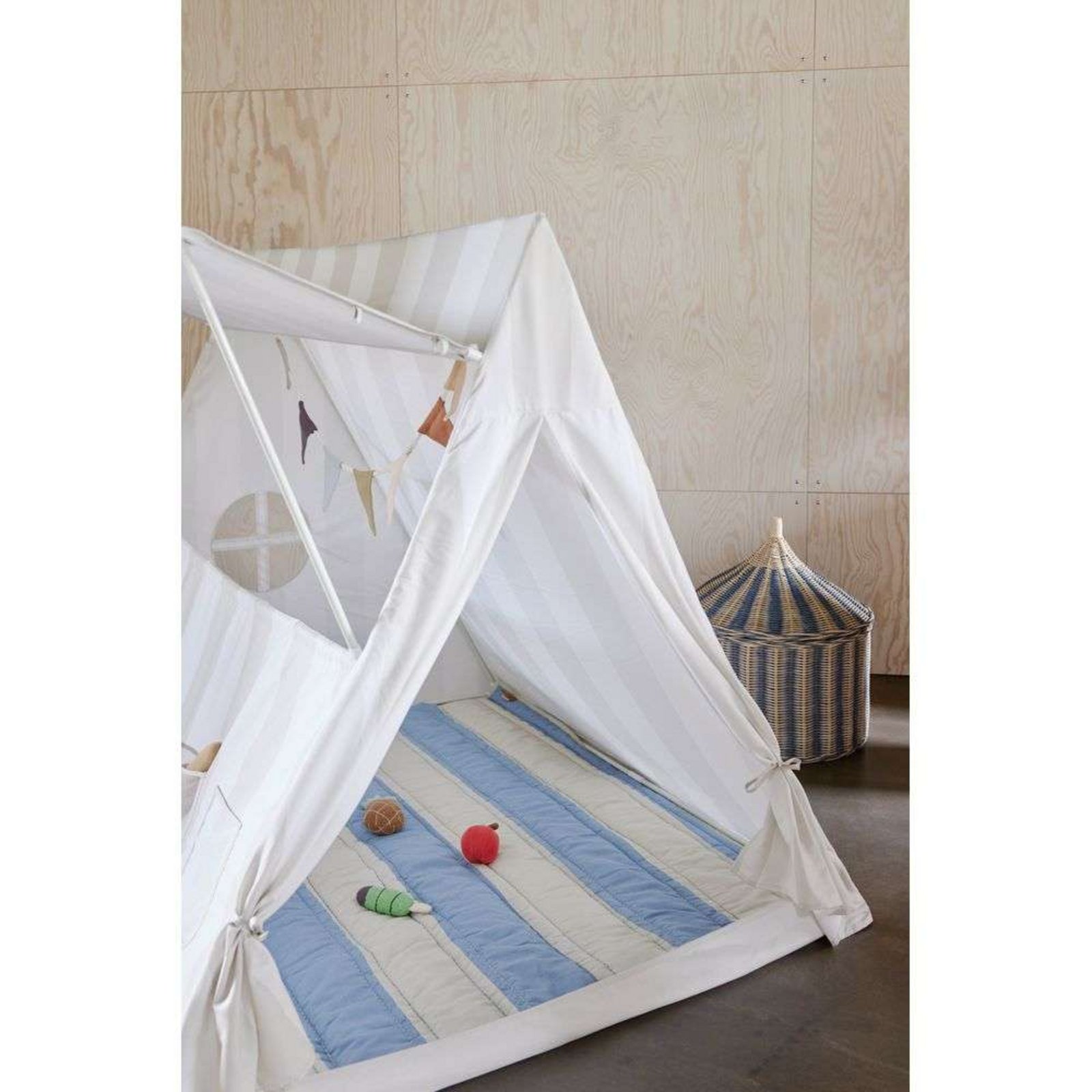 Yummy Play Tent Clay - OYOY Living Design