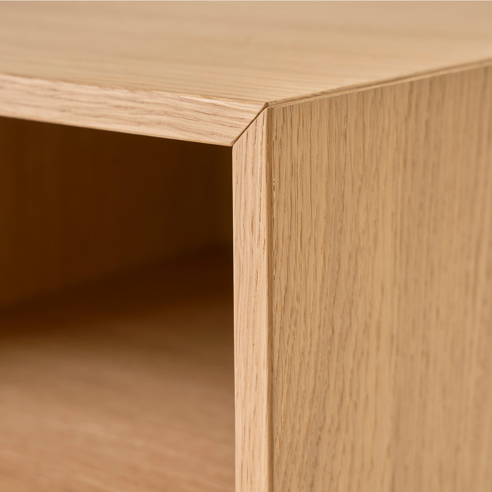 Table d'appoint Vipp672, bois clair, hauteur 60 cm, chêne - Vipp Table d'appoint Vipp672, bois clair, hauteur 60 cm, chêne - Vipp