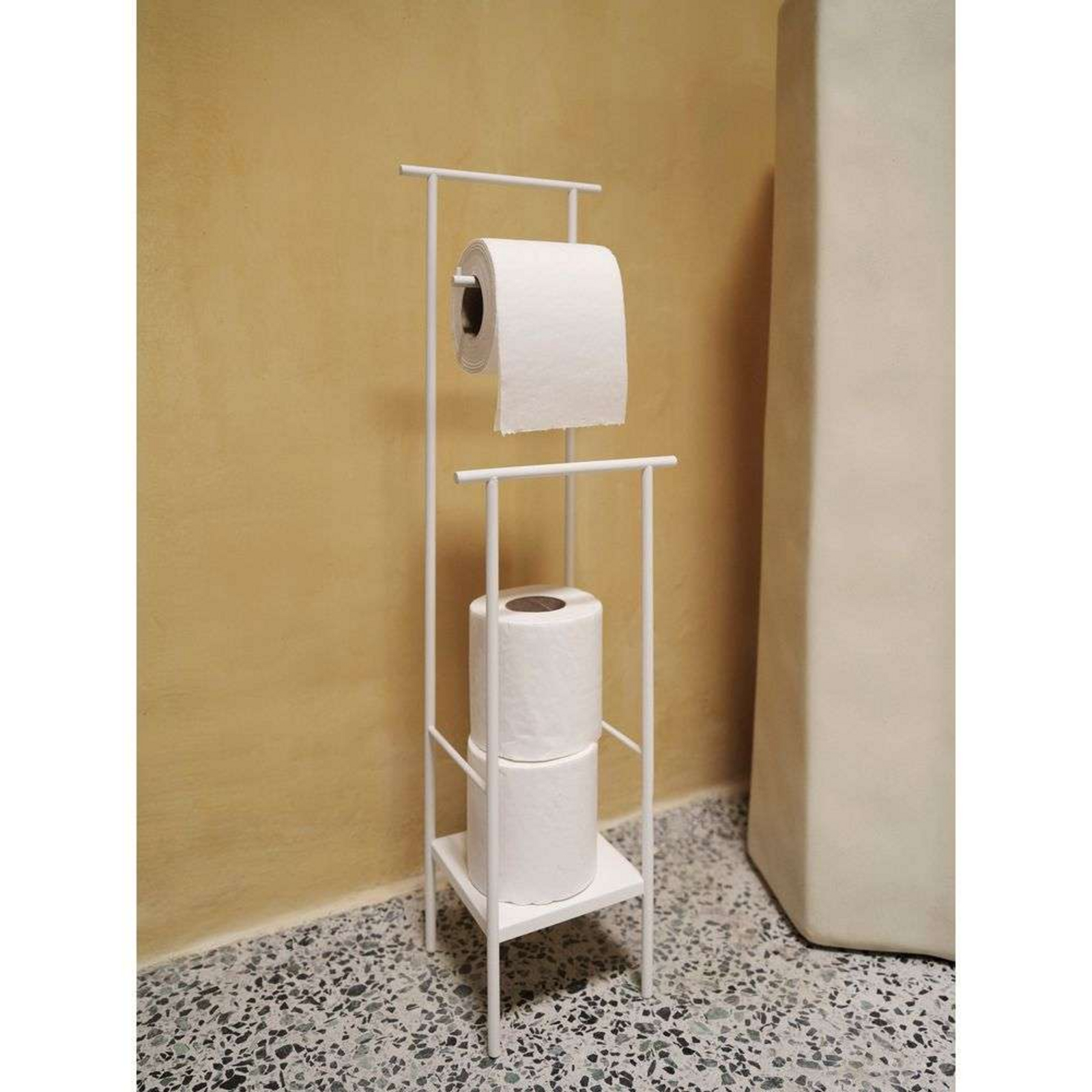 Dora Toilet Paper Stand Branco - Ferm Living