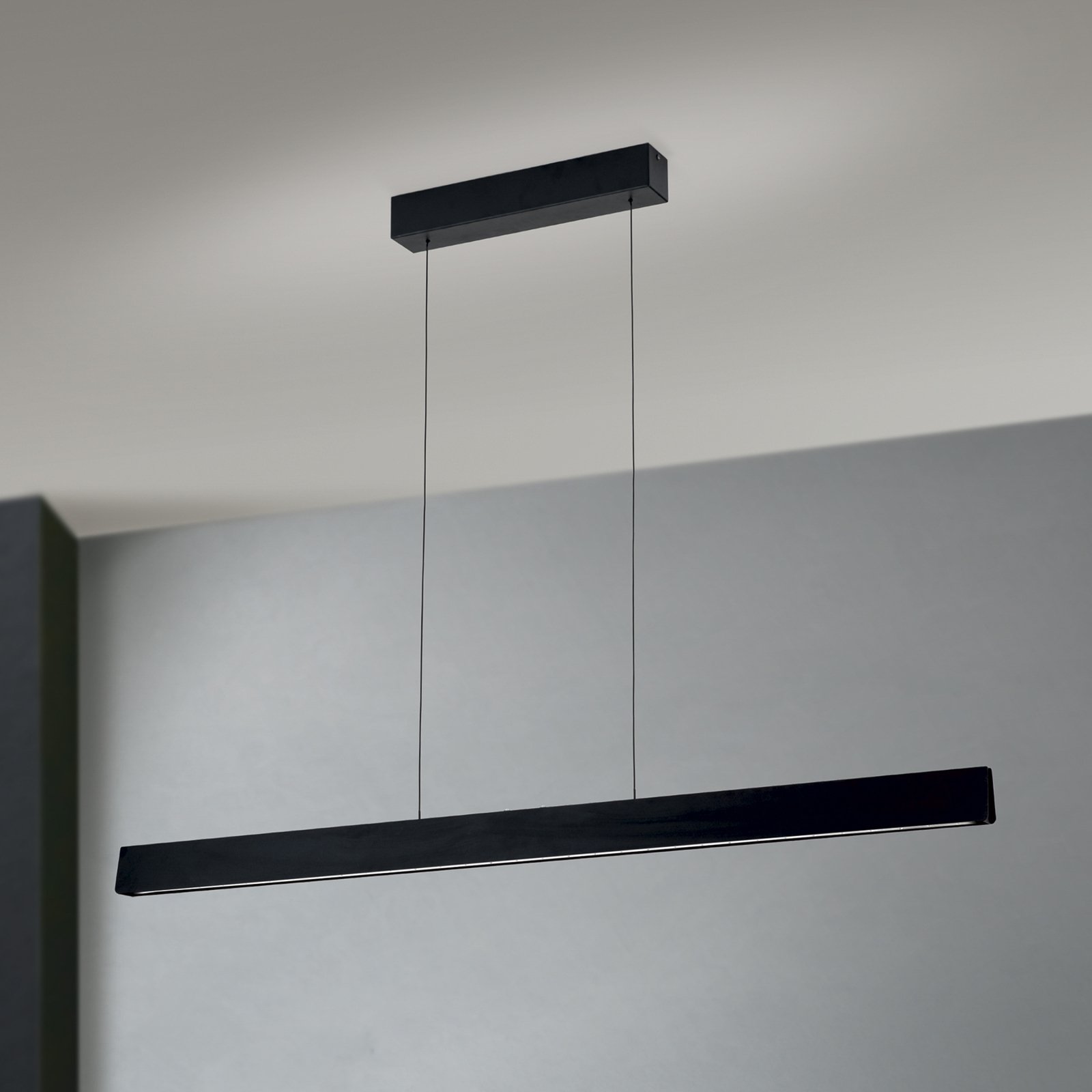 Candeeiro suspenso LED Tara, preto, comprimento 120 cm, alumínio/aço