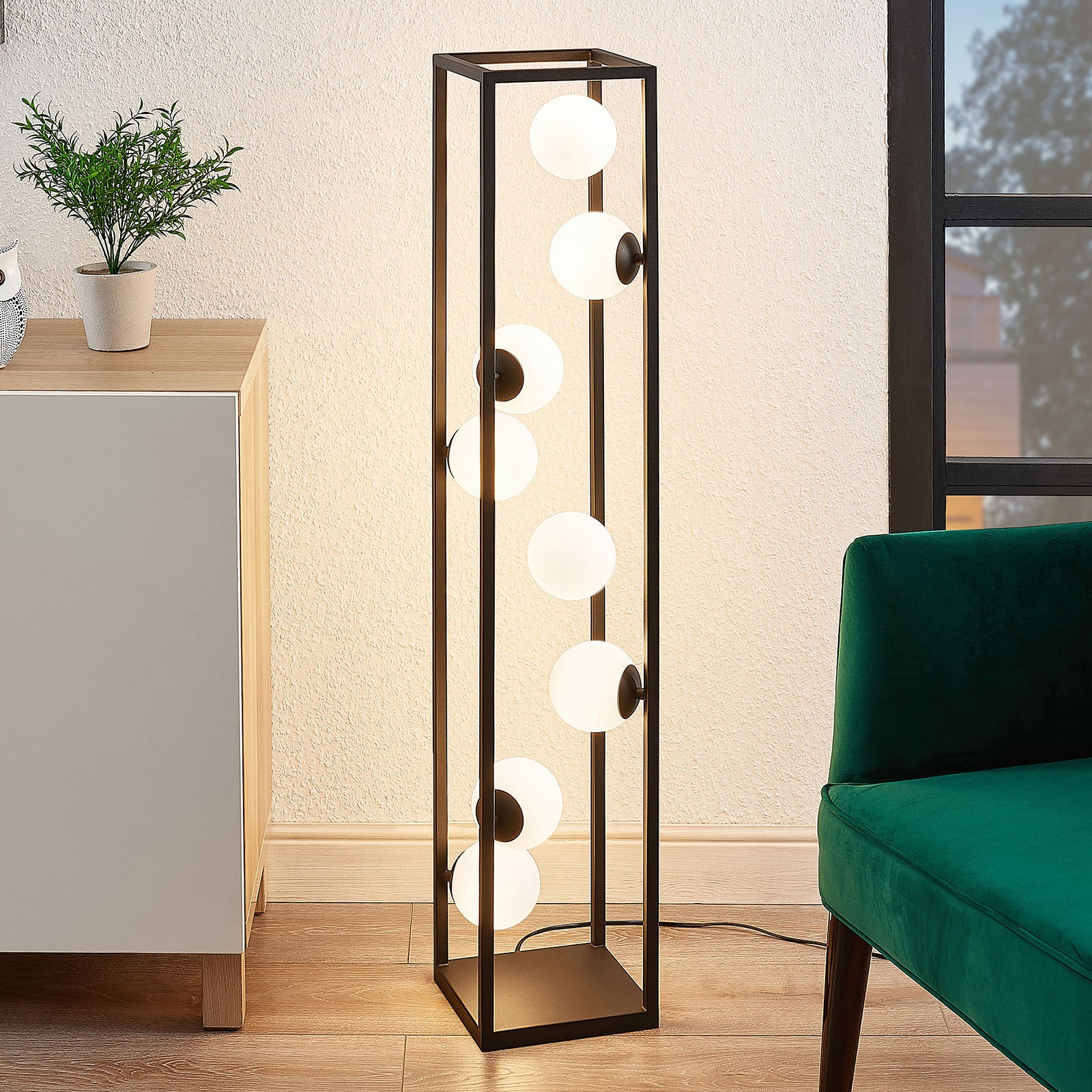 Lindby Utopia LED floor lamp with glass balls, for Living / Dining Room, iron, glass, G9, 3 W, energy efficiency: A++, L: 20 cm, W: 20 cm, H: 110 cm