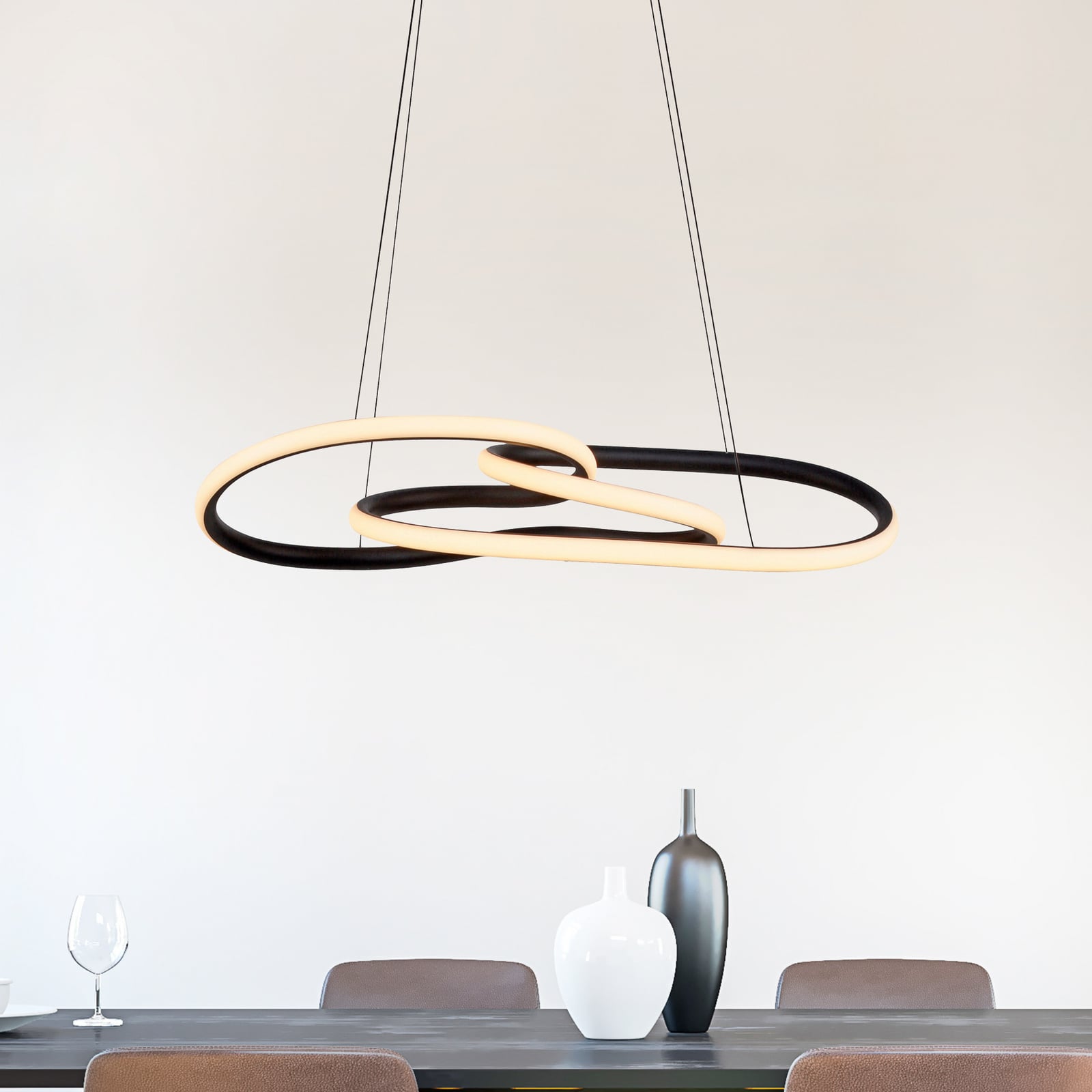 LED pakabinamas šviestuvas „TWIST“, juodos spalvos, ilgis 76 cm, metalinis