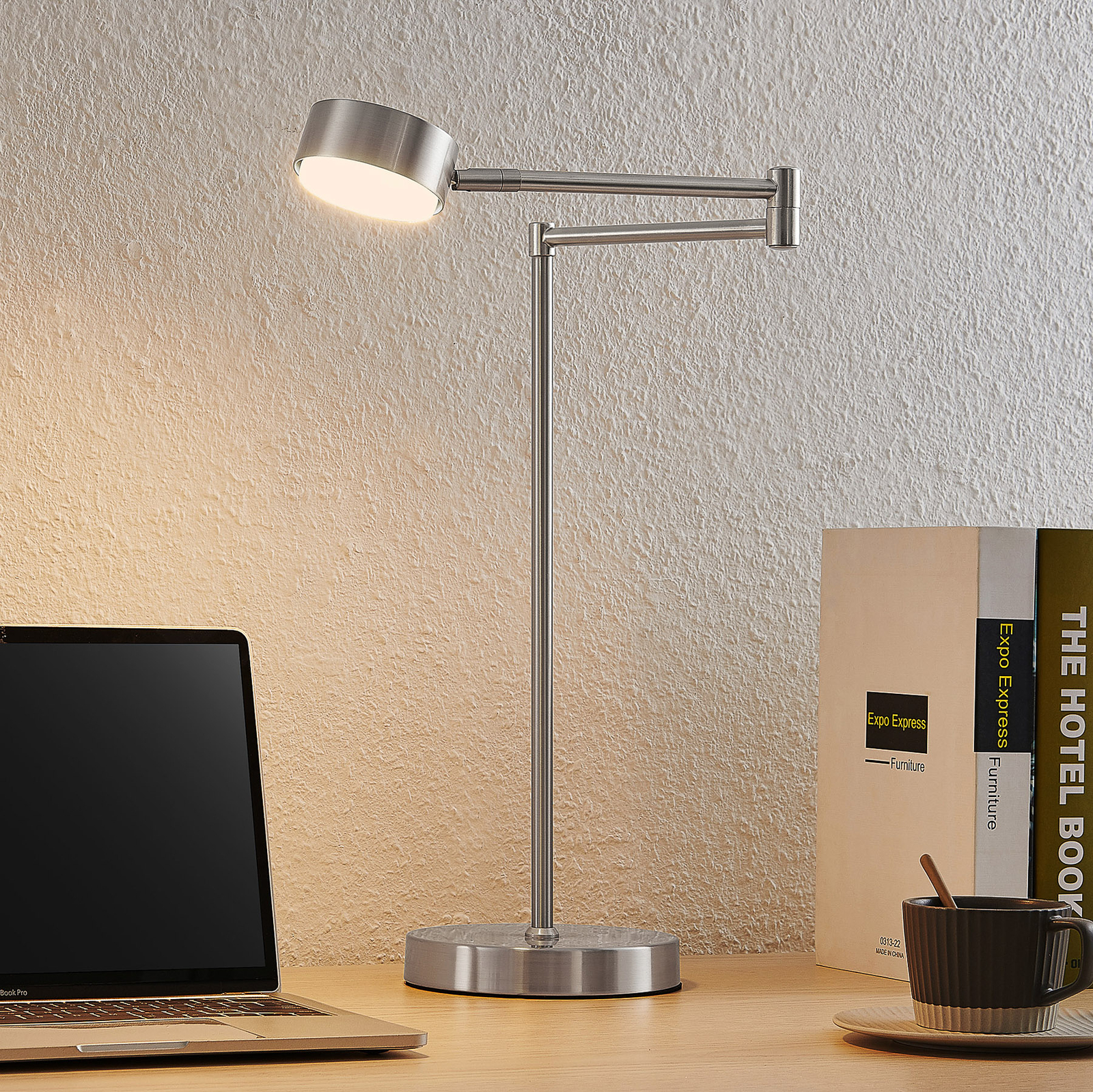 Lindby Kaylou LED-Schreibtischlampe, nickel
