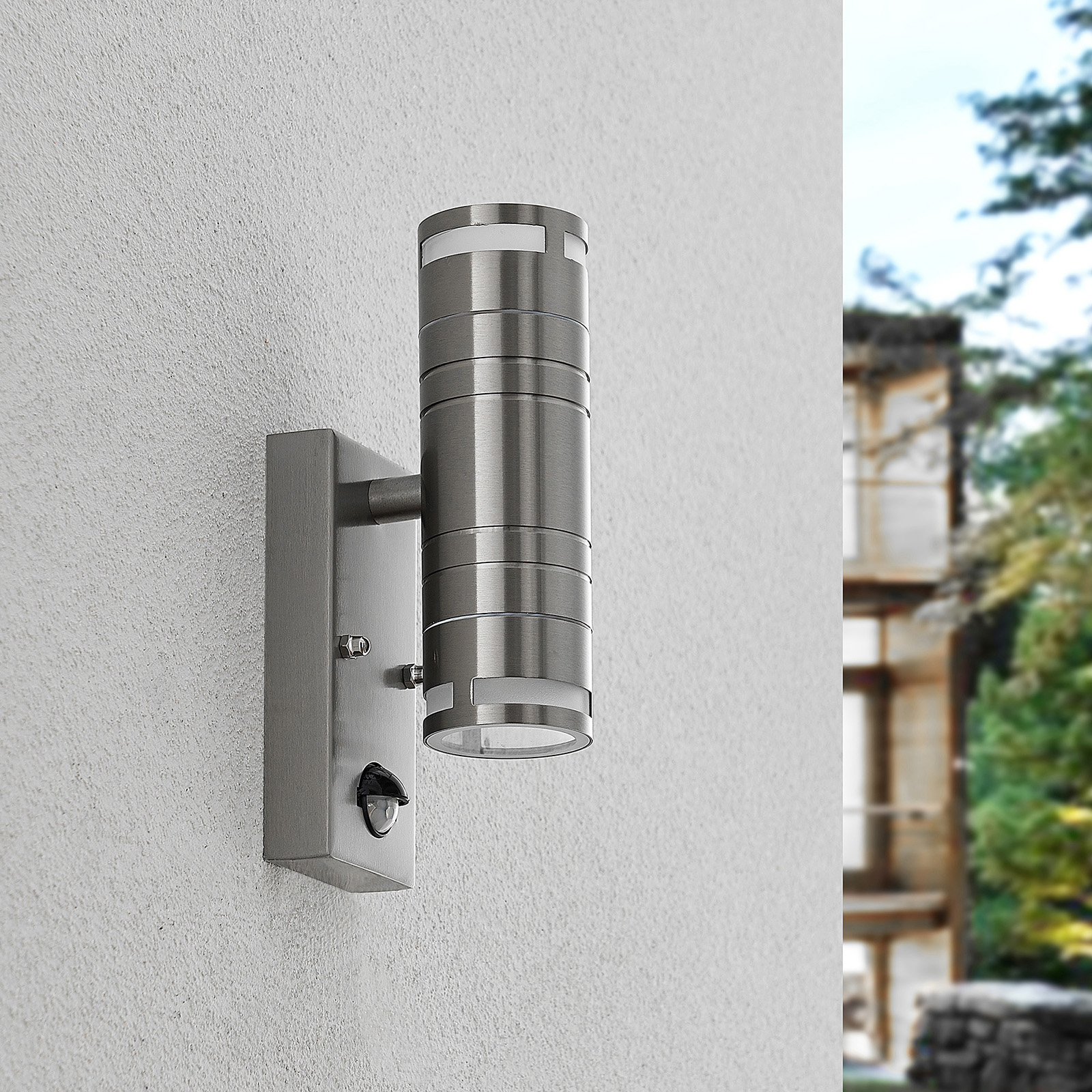 Lindby Catalin aplique, sensor, 2 luces