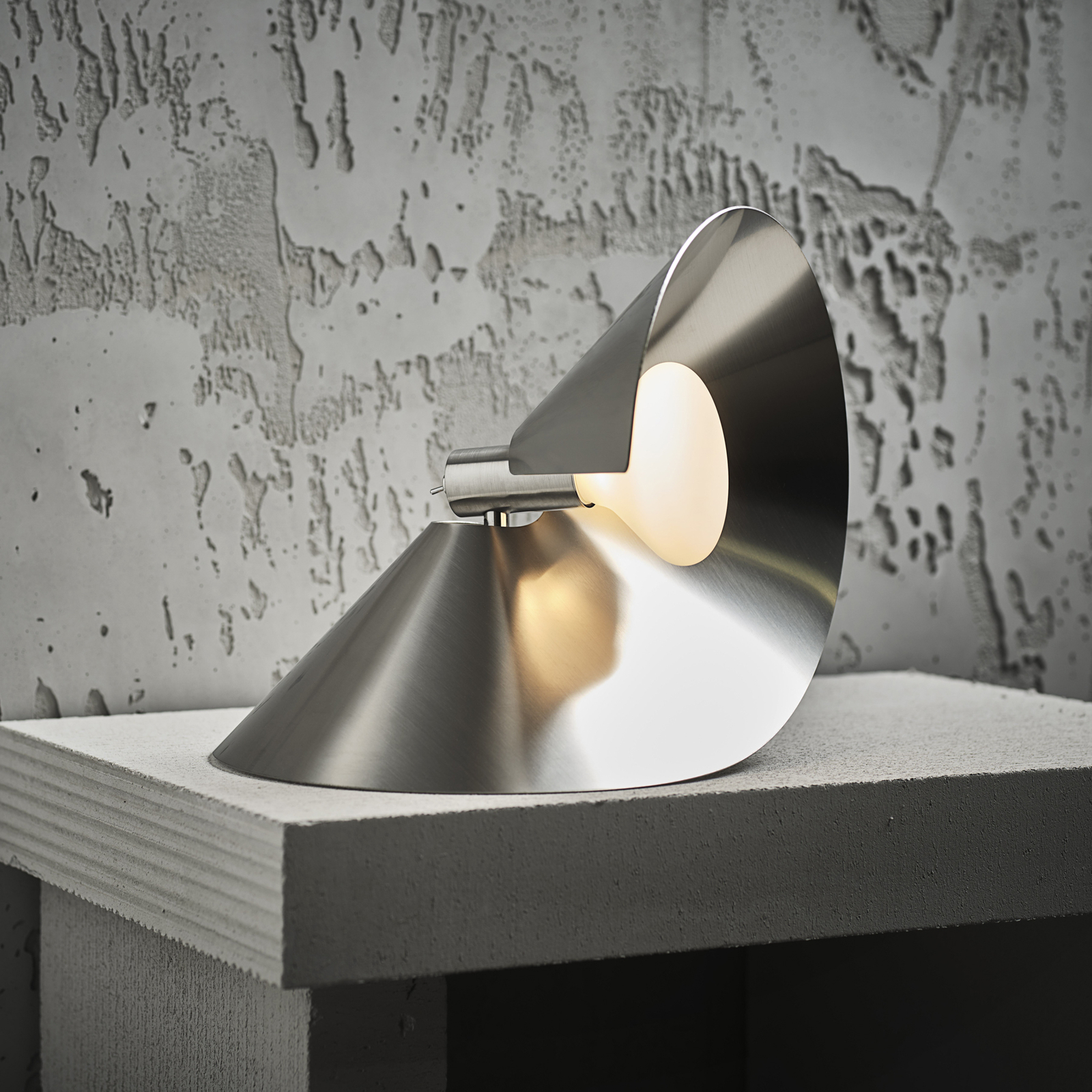 Peel Vägglampa Brushed Stainless Steel - Frandsen