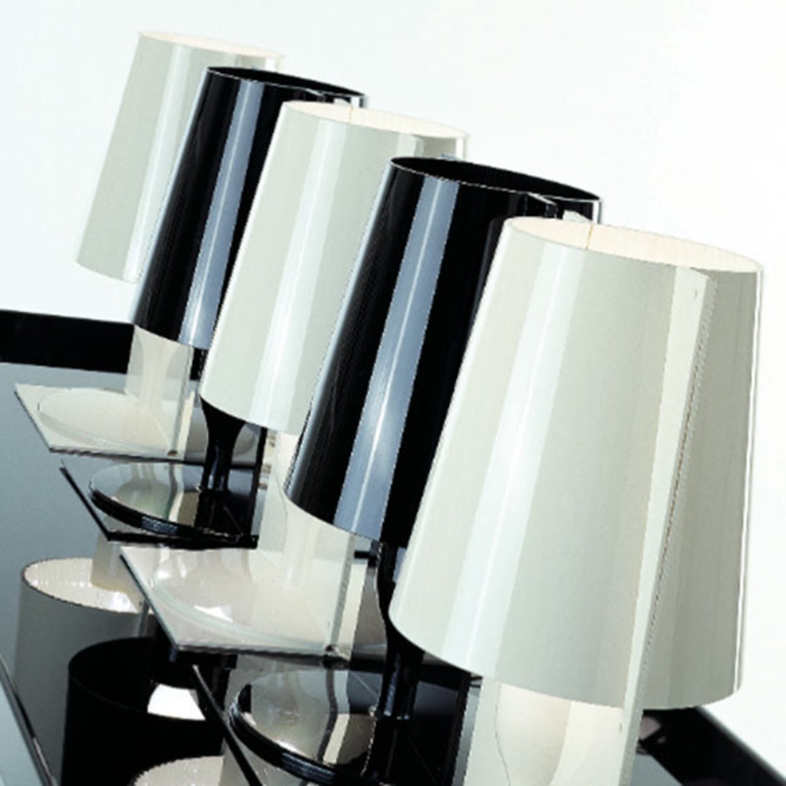 Kartell Take designerska lampa stołowa, biała