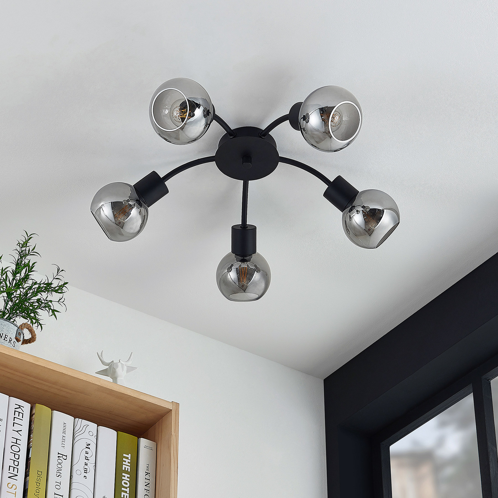 Lindby Eridia ceiling light, black, 5-bulb round