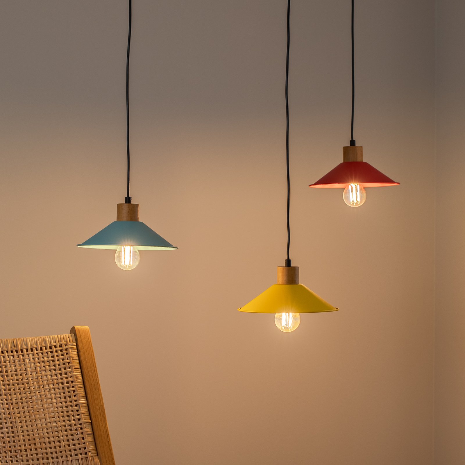 Suspension Manavgat N-553 x3 jaune/bleu/rouge