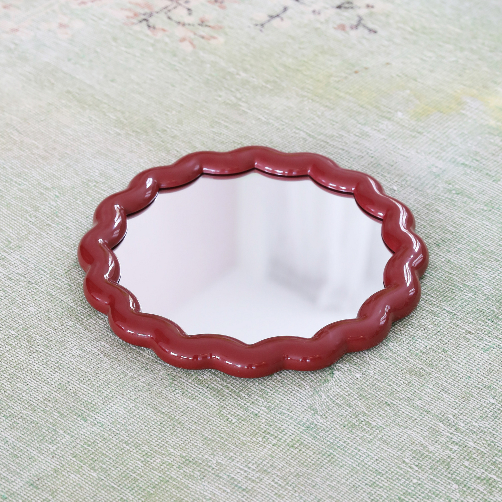 Miroir mural Zigzag Burgundy, rouge, Ø 40,5 cm - &Klevering