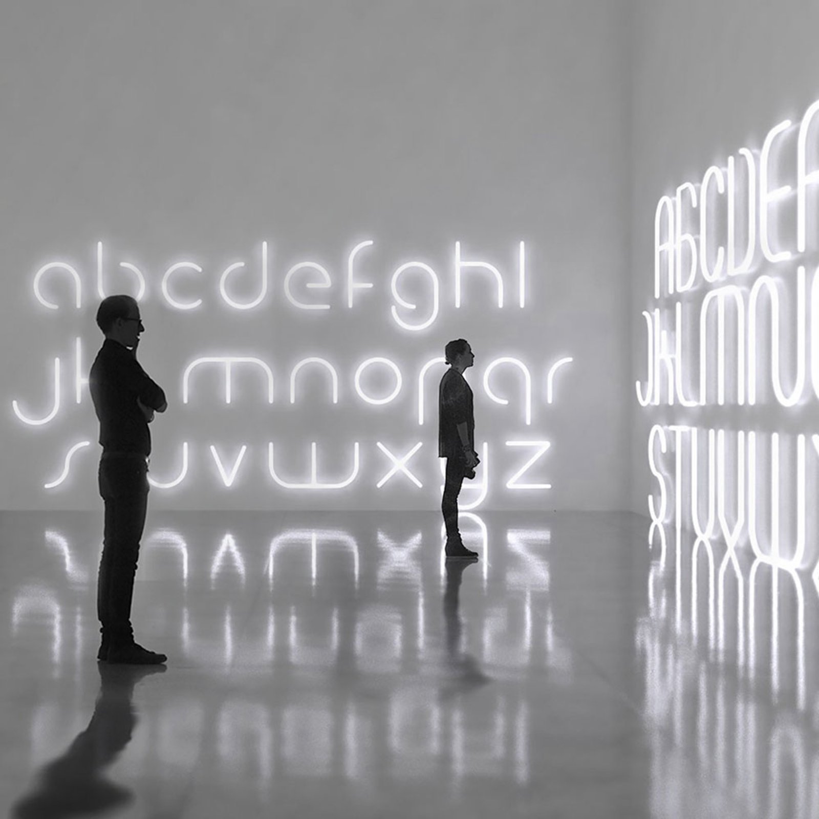 Artemide Alphabet of Light стена с главна буква D