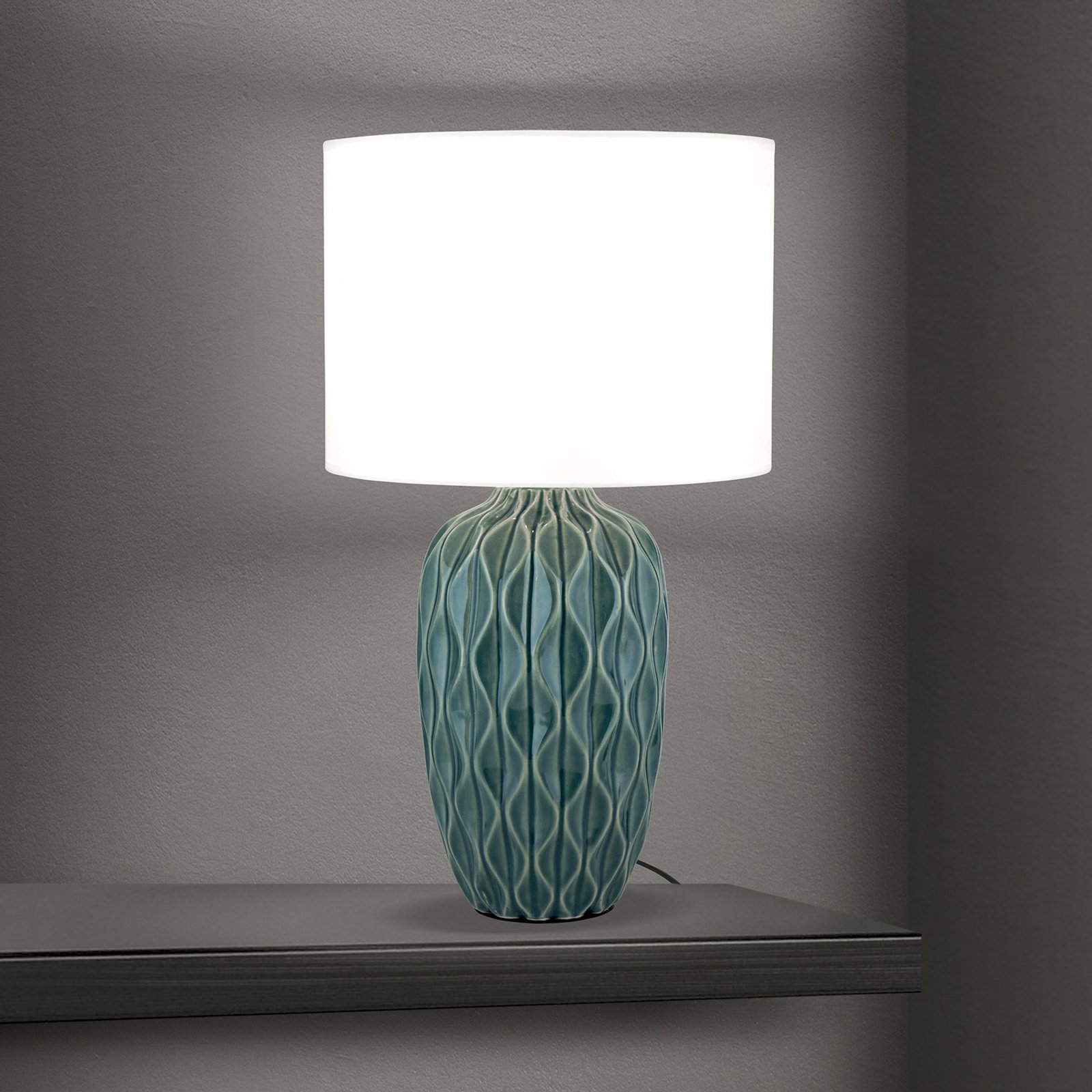 Lampada da tavolo Tortuga, verde/bianco, altezza 49,5 cm, ceramica/lino