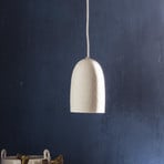 ferm LIVING Speckle piekaramais lukturis, Ø 11,6 cm, keramisks, balts