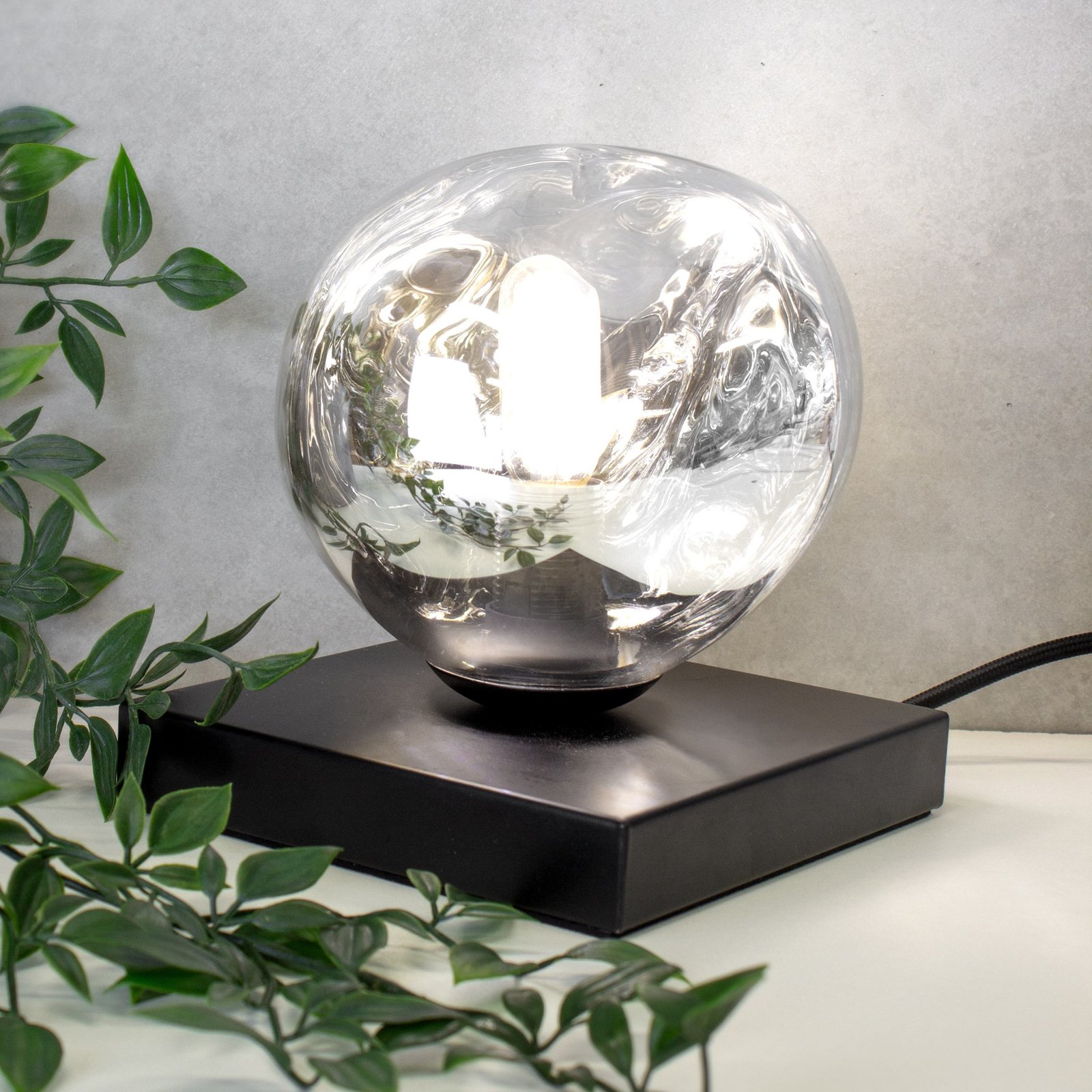 Canopus table lamp, silver-coloured, Ø 15 cm, glass, 1 x E14