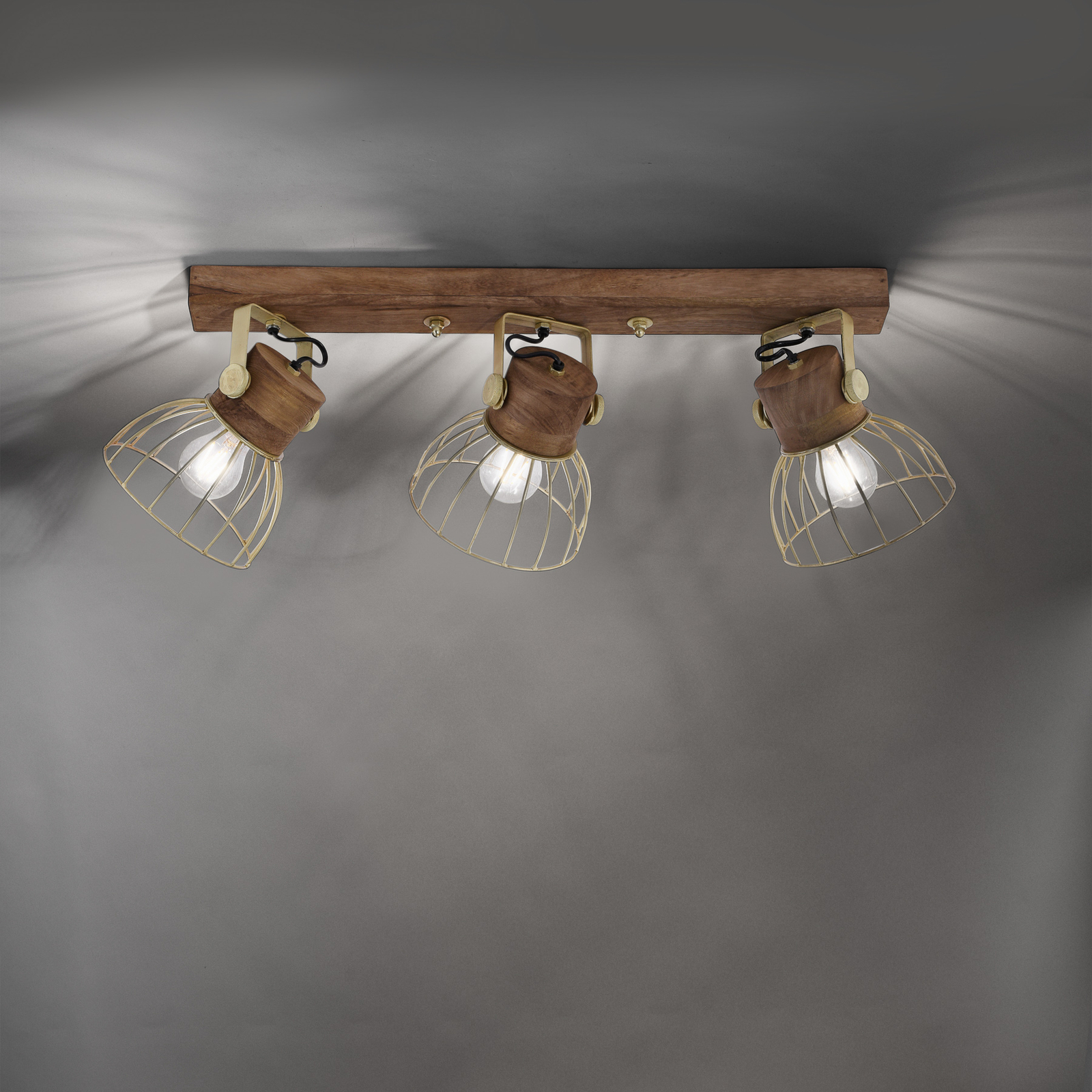 Ceiling light Alami mango wood brass matt 3-bulb.
