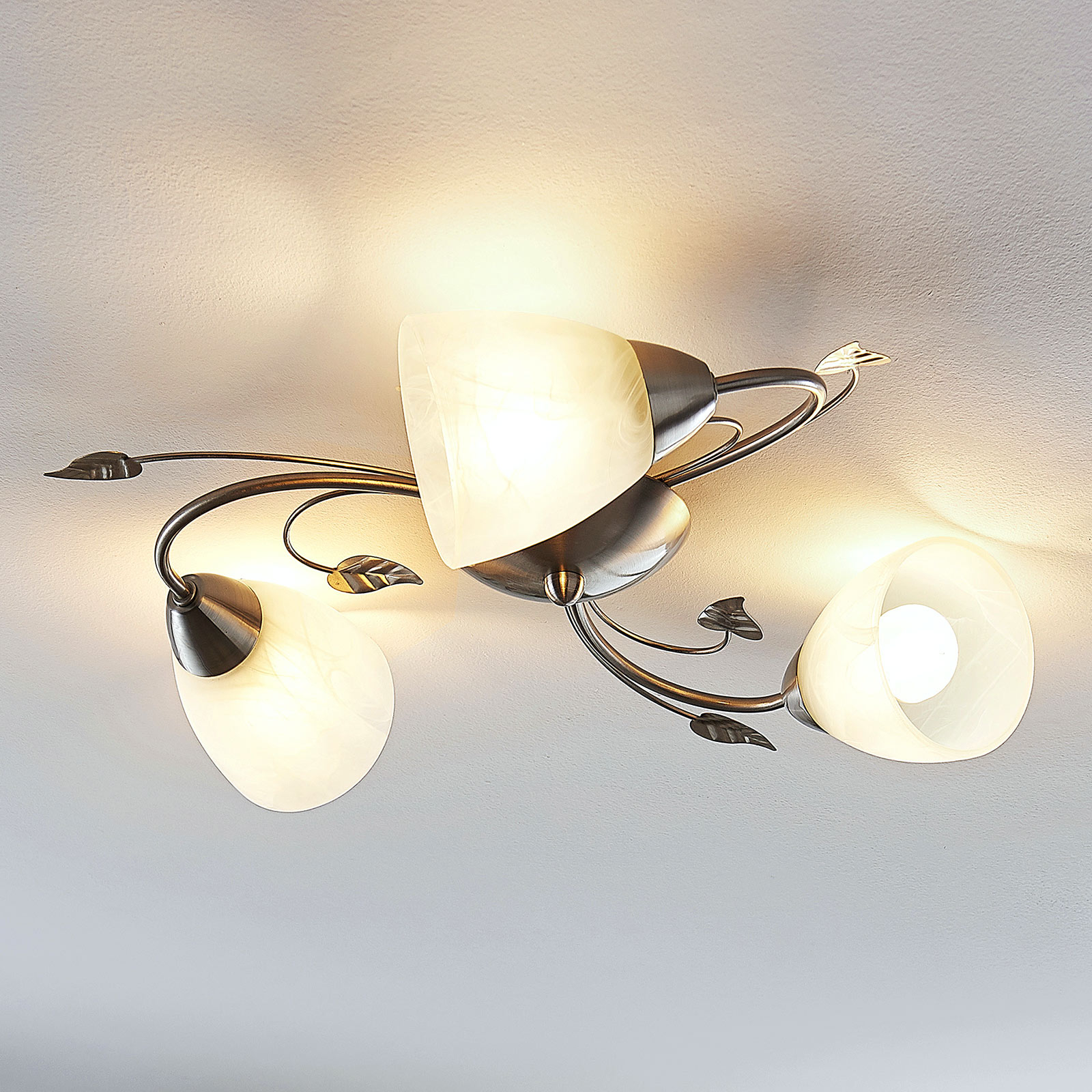 Lindby Yannie LED-taklampa, 3 lampor