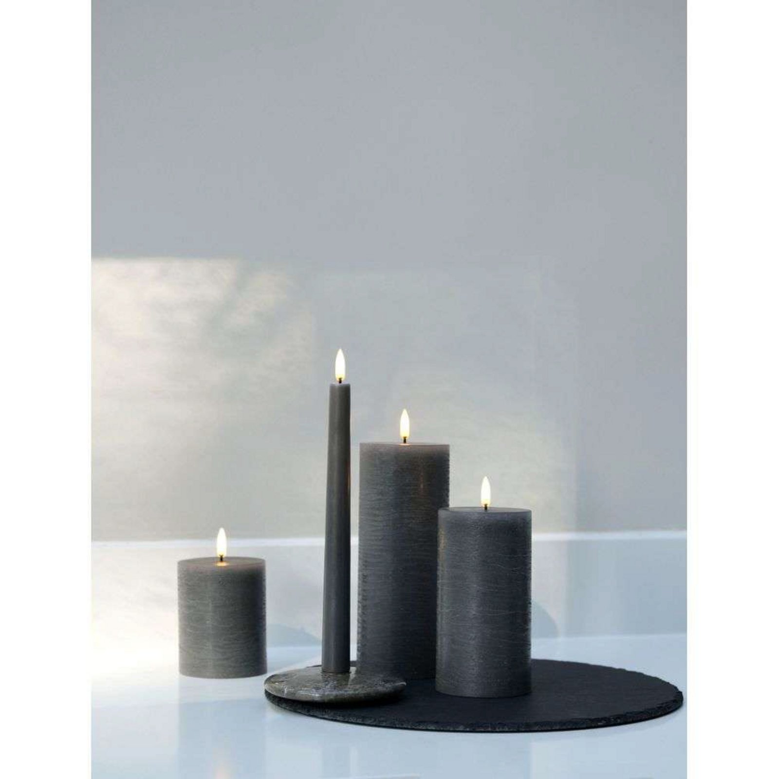 Pillar Candle LED 7,8 x 15,2 cm Rustic Grey - Uyuni Lighting