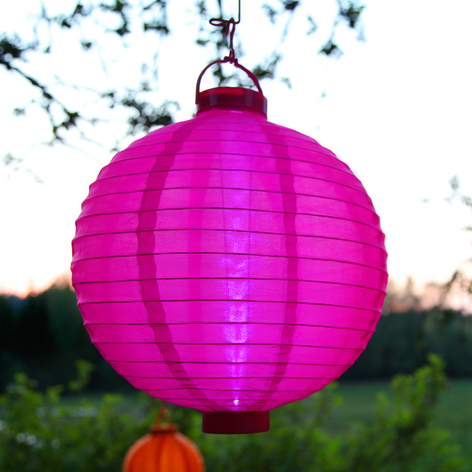 LED solcelle lykten Jerrit i strålende rosa.