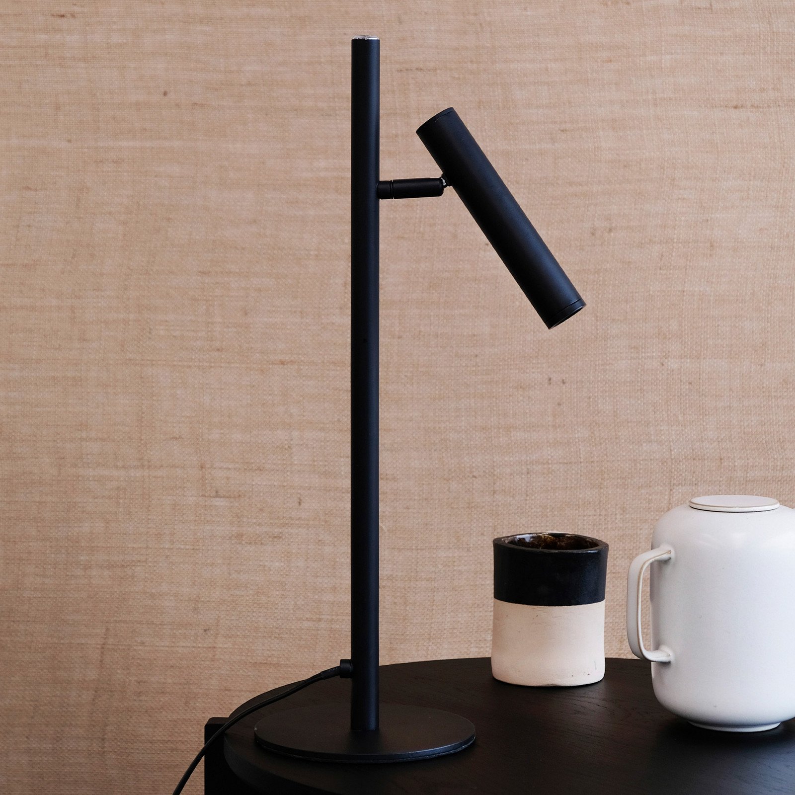 Dyberg Larsen Carlo 1 LED lampă de masă 1 bec - Studiu / Birou - Scandinavă - negru - Metal